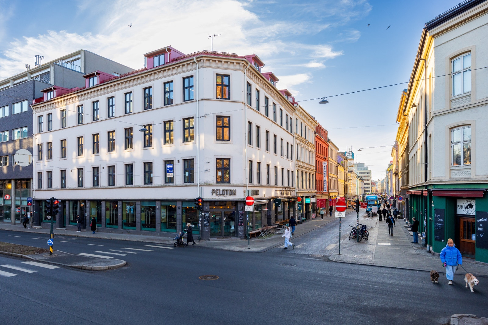 Thon Flex ligger i 2.etg på hjørnet Torggata / Hausmannsgate Galleribilde