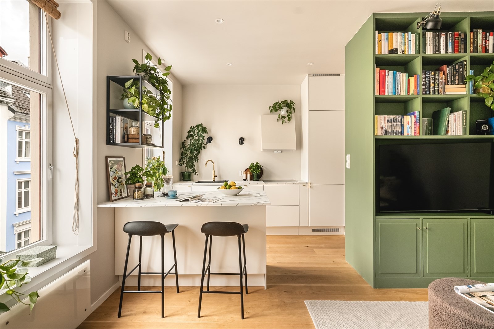 - Klassisk 3-roms bygårdsleilighet med lekre detaljer - her får du stil og god planløsning i ett! - Galleribilde