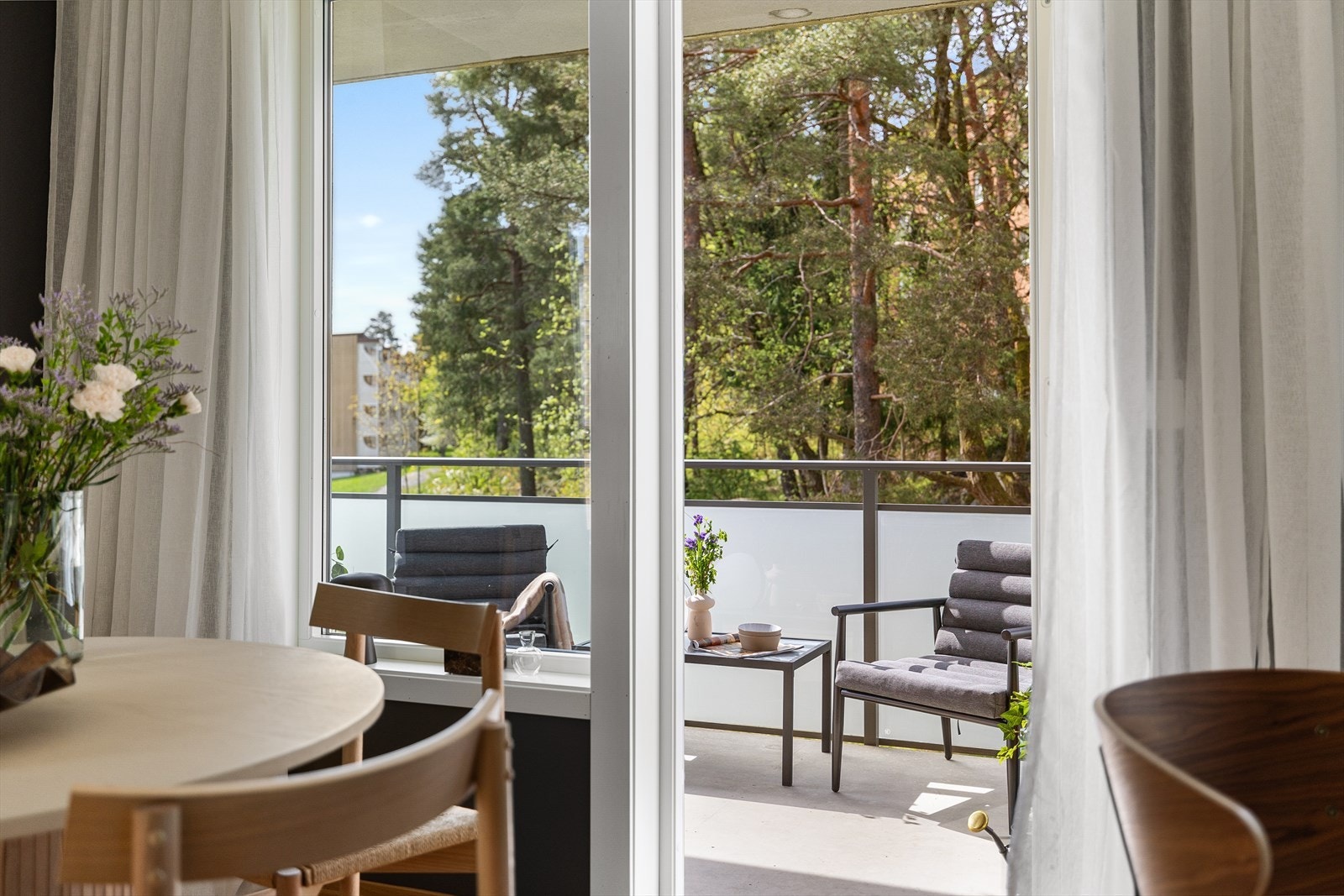 Fra stuen er det direkte utgang til egen balkong Galleribilde