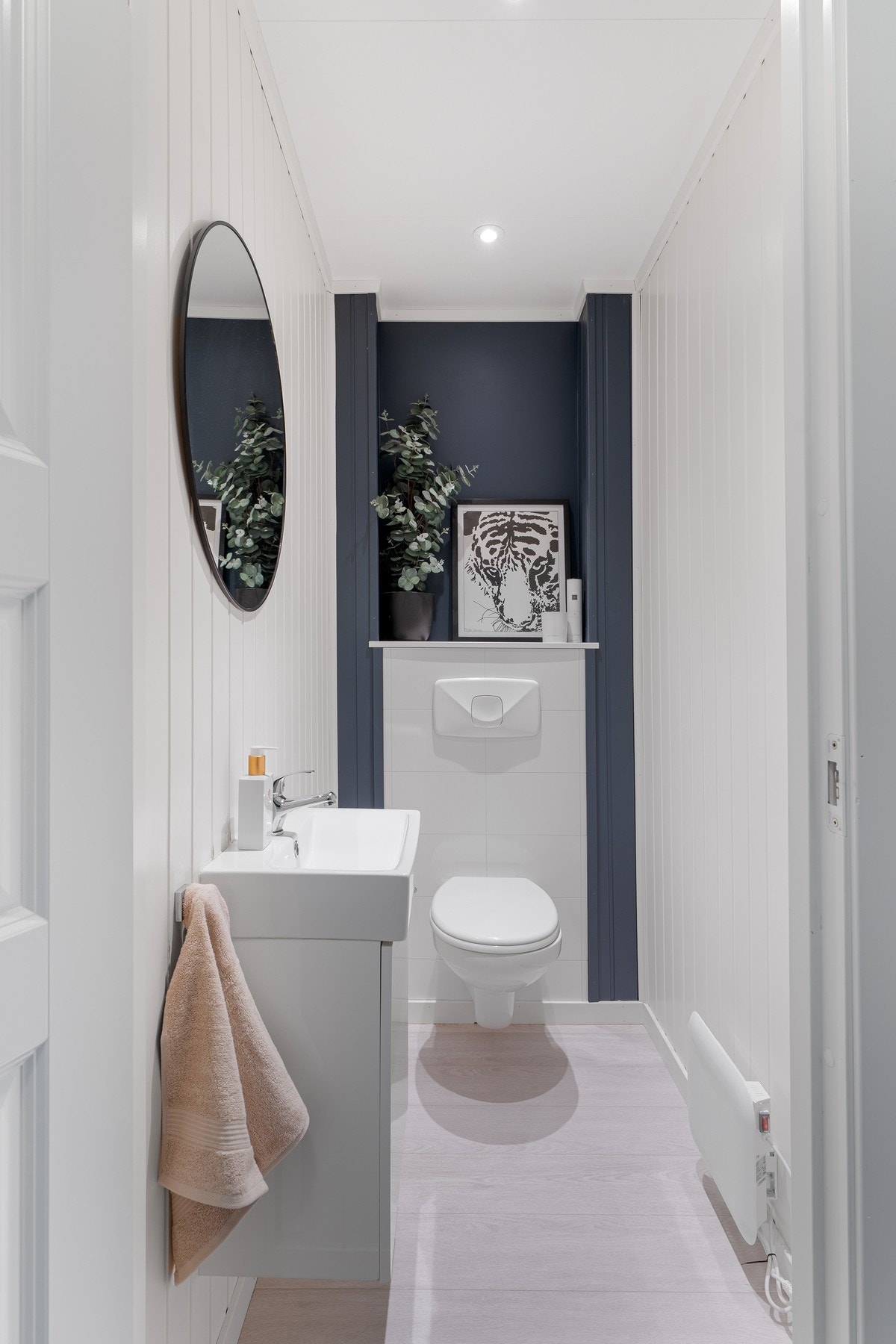 Toalettrom i 1. etg. som har blitt oppgradert i senere tid Galleribilde