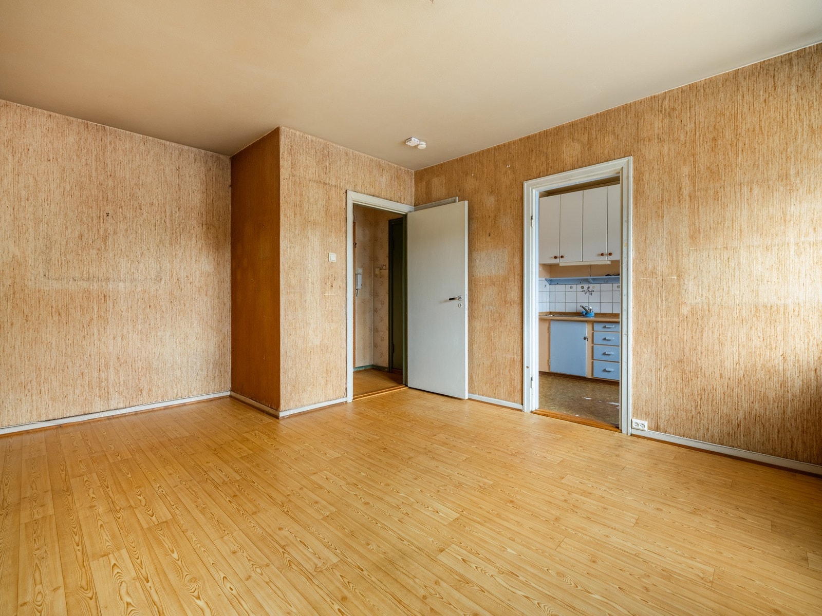 Leiligheten trenger litt kjærlighet, men har et godt utgangspunkt. Galleribilde