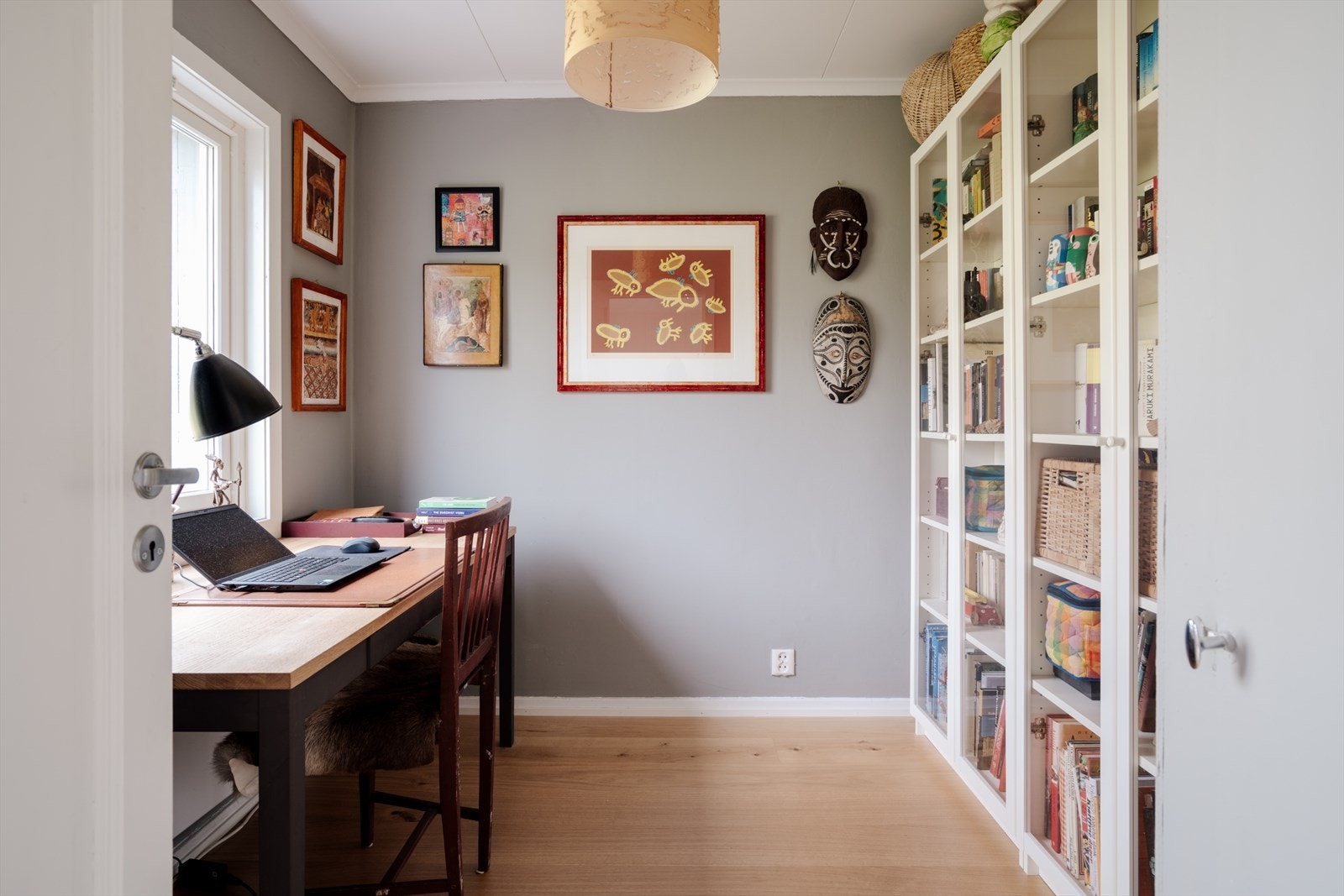 Rommene er fleksible og egner seg godt som barnerom, gjesterom eller hjemmekontor, alt etter behov. Galleribilde