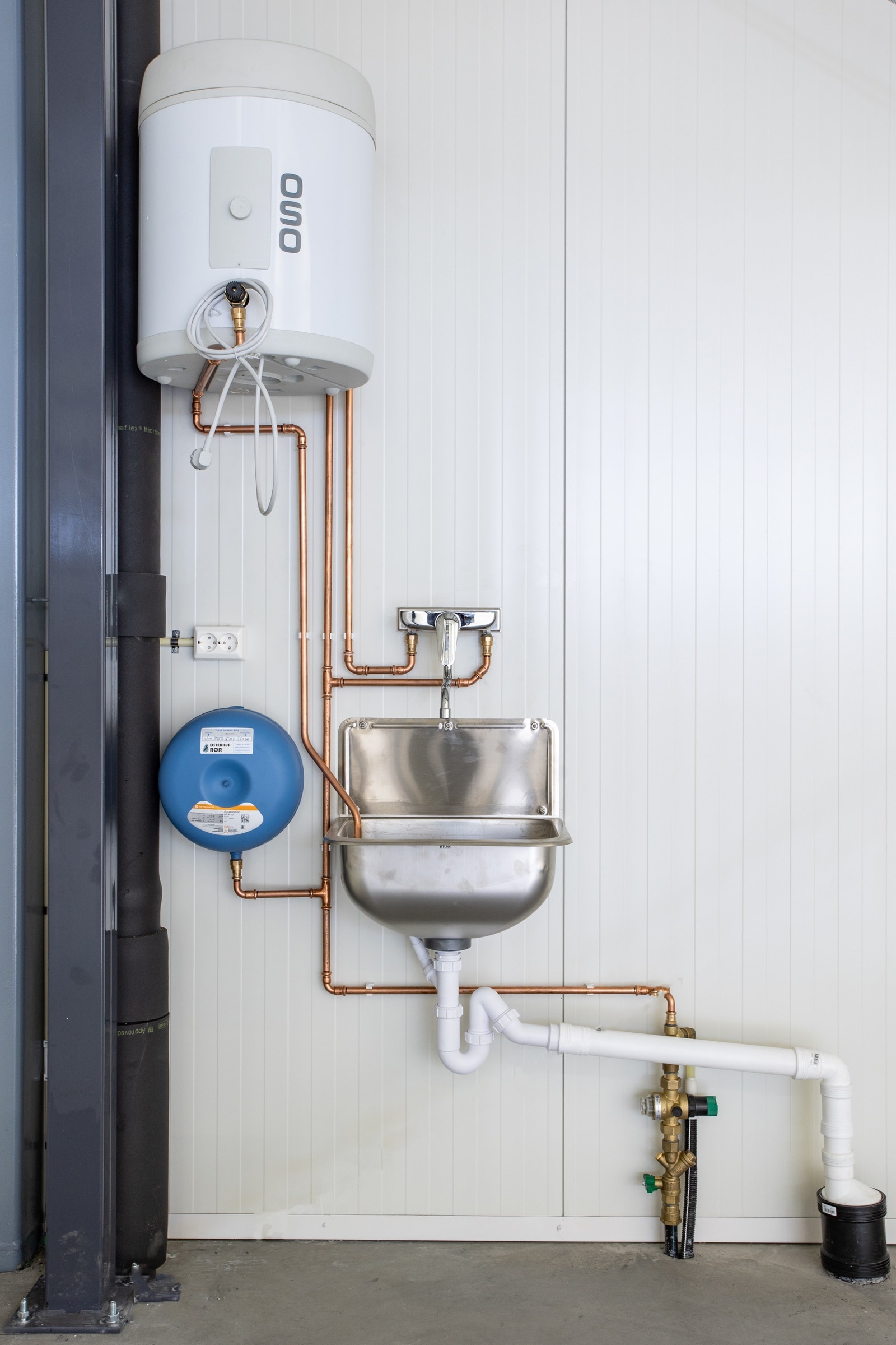 Mulig tilvalg vvs: Vask og varmtvannsbereder. Galleribilde