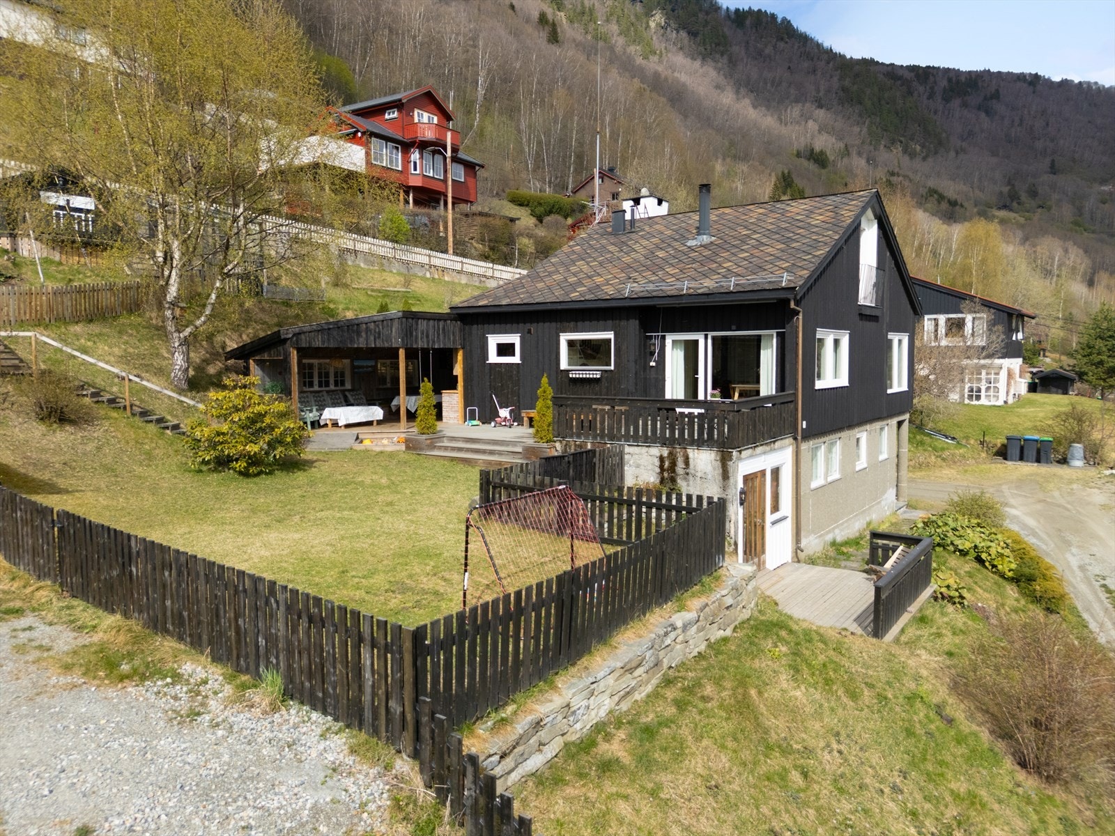 Eiendommen har flotte uteområder. Galleribilde