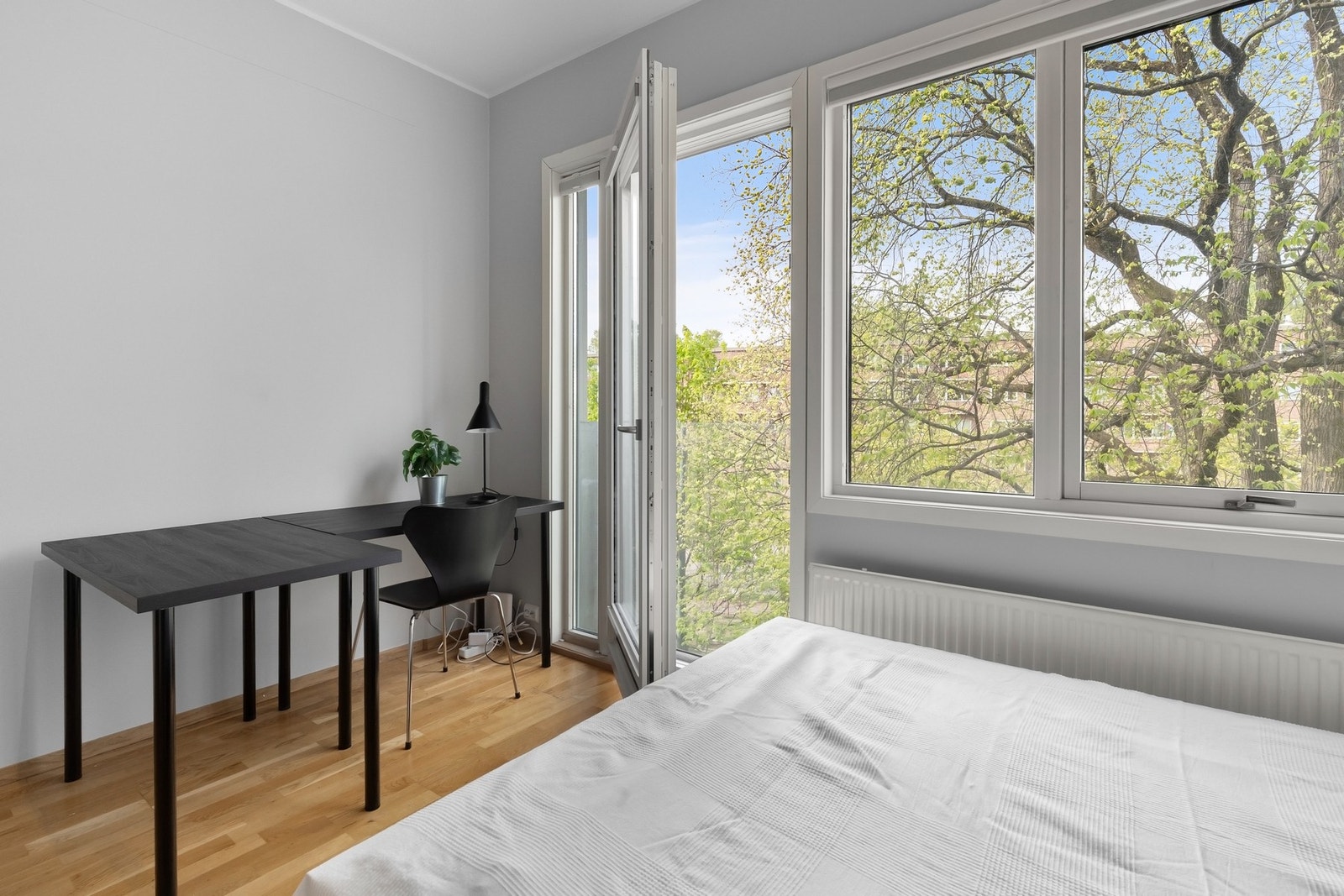 Den generøse takhøyden på opptil 2,78 meter sørger for en luftig atmosfære. Galleribilde