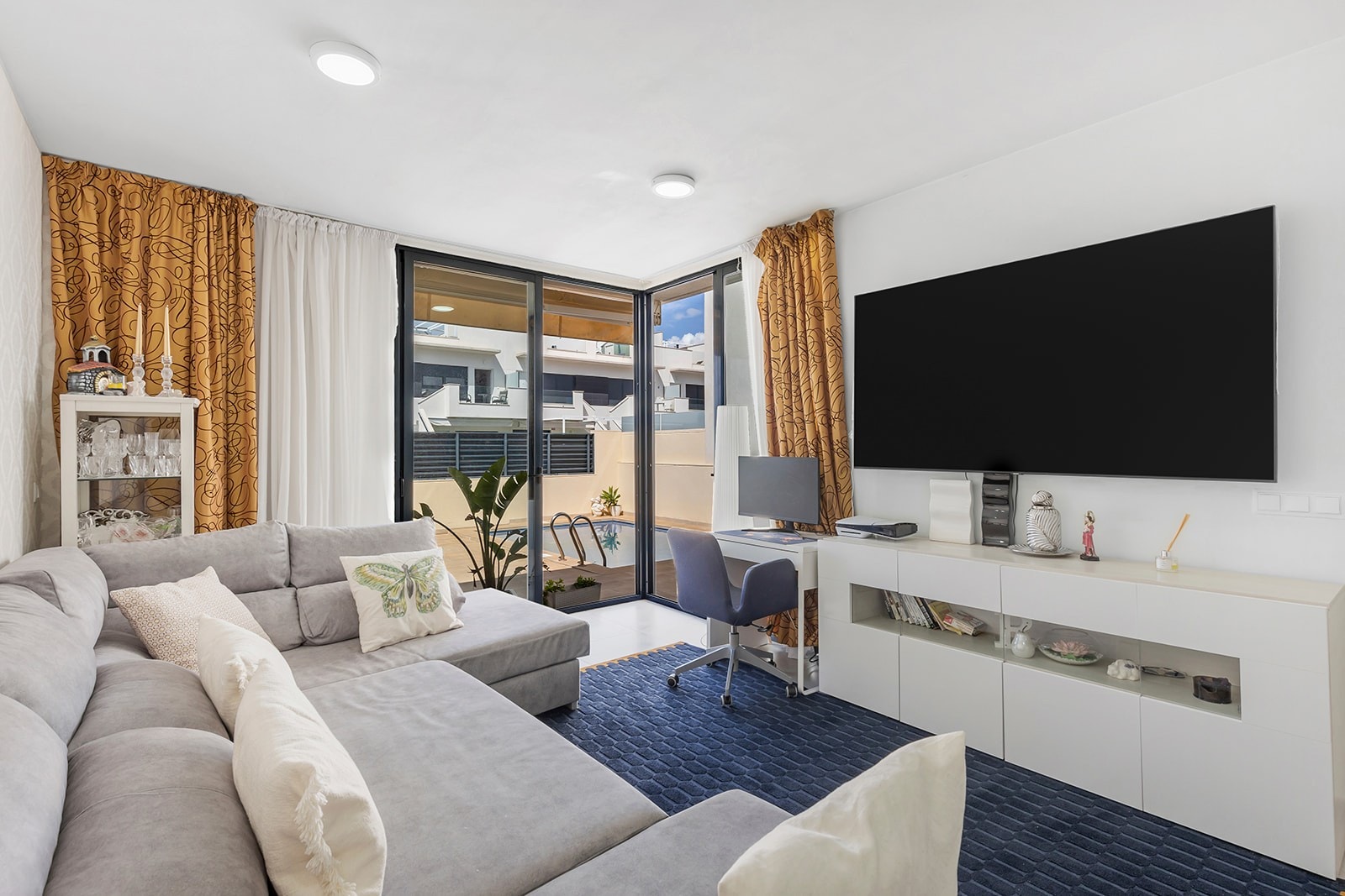 Image 2 Galleribilde