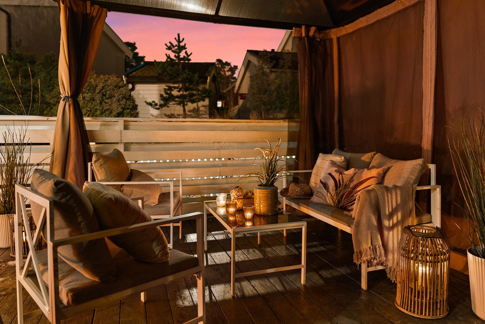 Uteområdet på kveldstid! Galleribilde