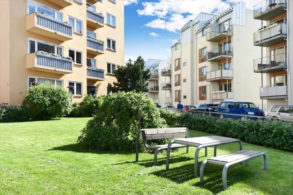 Felles uteområde i sameiet. Galleribilde