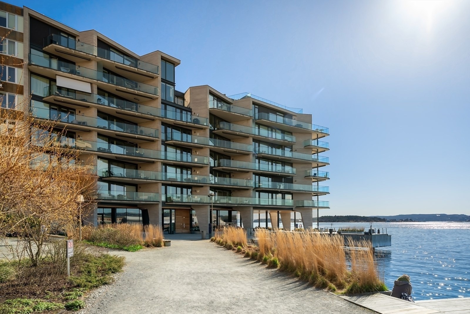 Kavringen Brygge 3 har en unik Tjuvholmen-beliggenhet i et av de ytterste byggene på Holmen Galleribilde