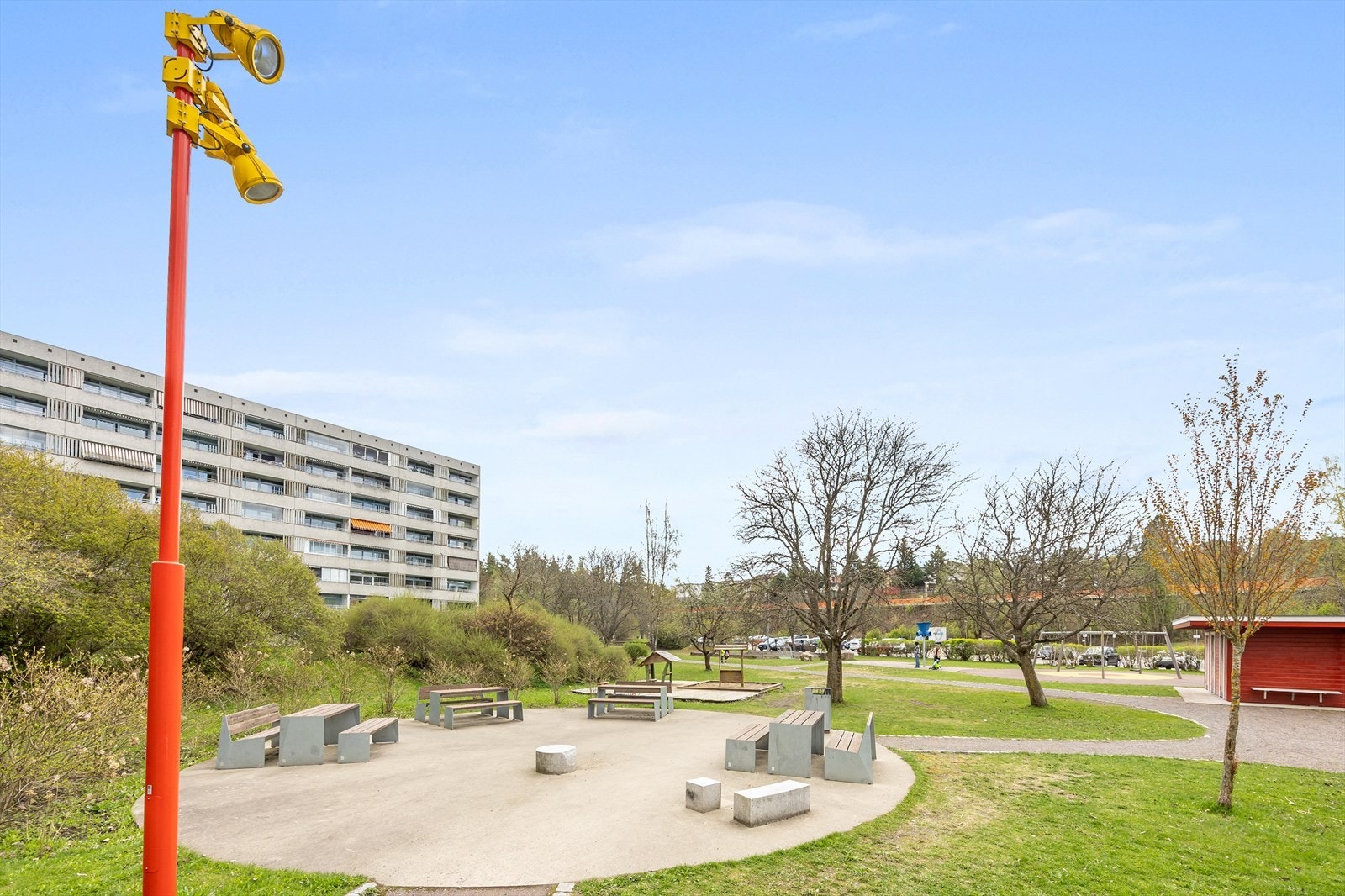 Hyggelig uteplass rett ved boligen. Galleribilde