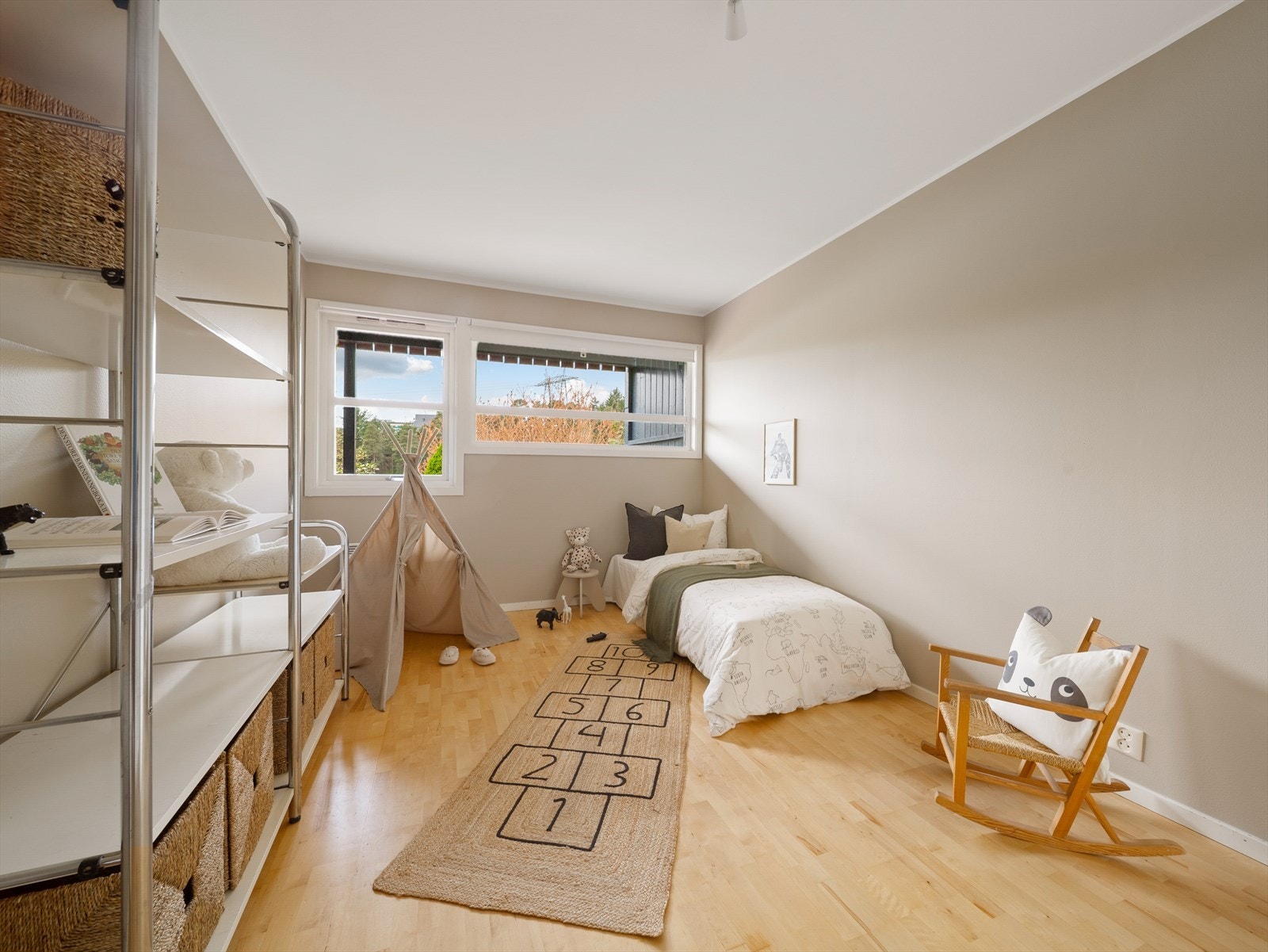 Soverom 3. Pent oppussede veggflater. Galleribilde