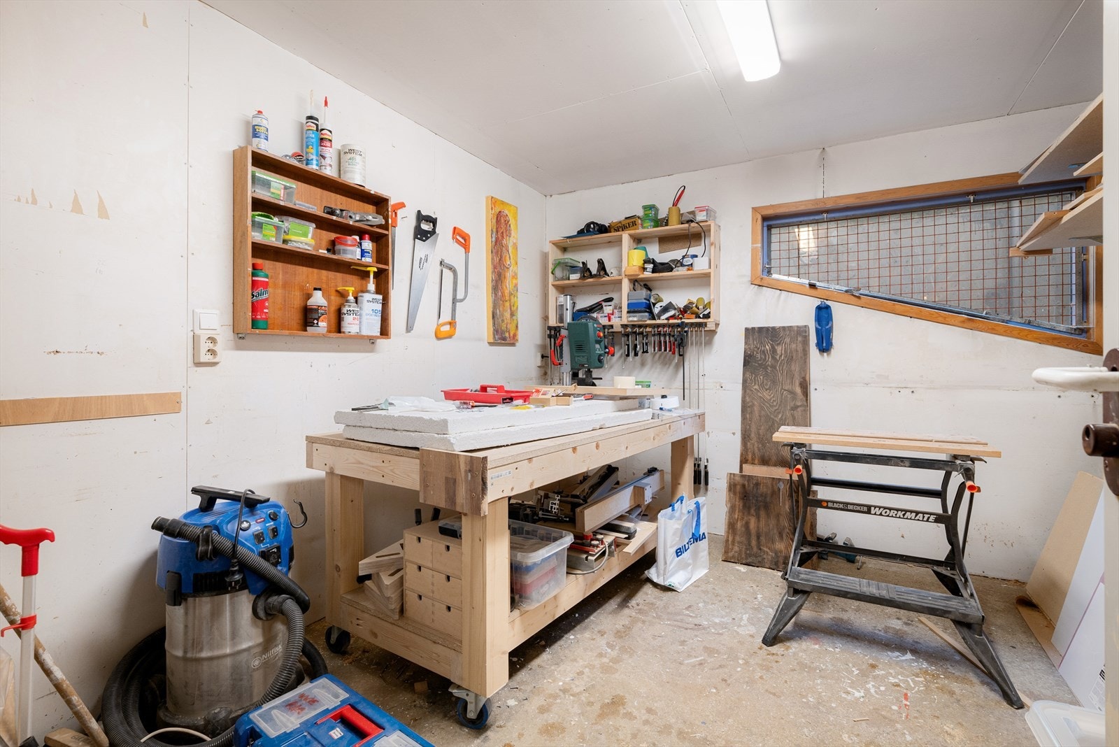 Tilgang til felles verksted, perfekt for hobbyprosjekter og kreativt arbeid. Galleribilde