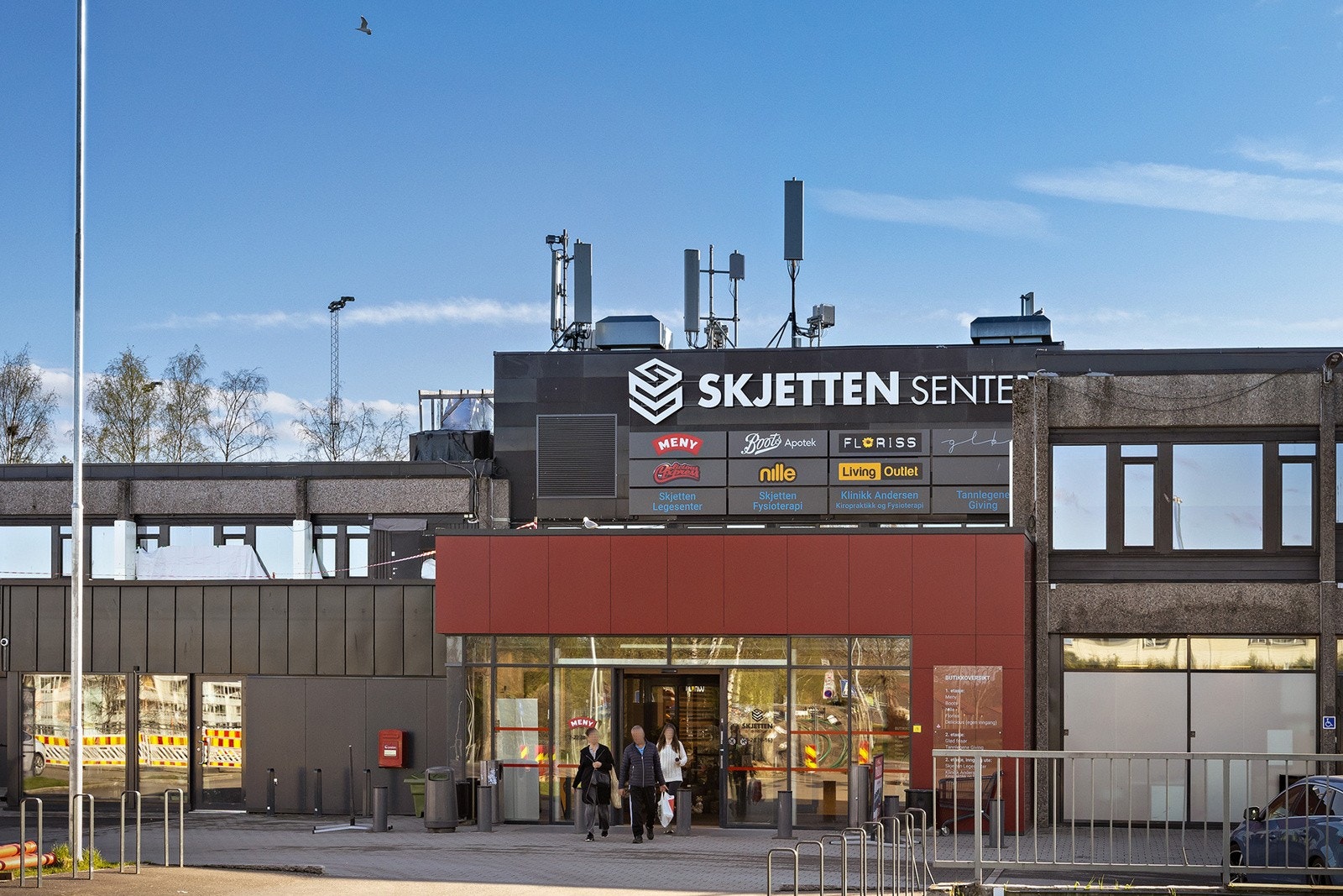 Skjetten senter - Her finner du blant annet Meny, Floriss, Nille, apotek m.m Galleribilde