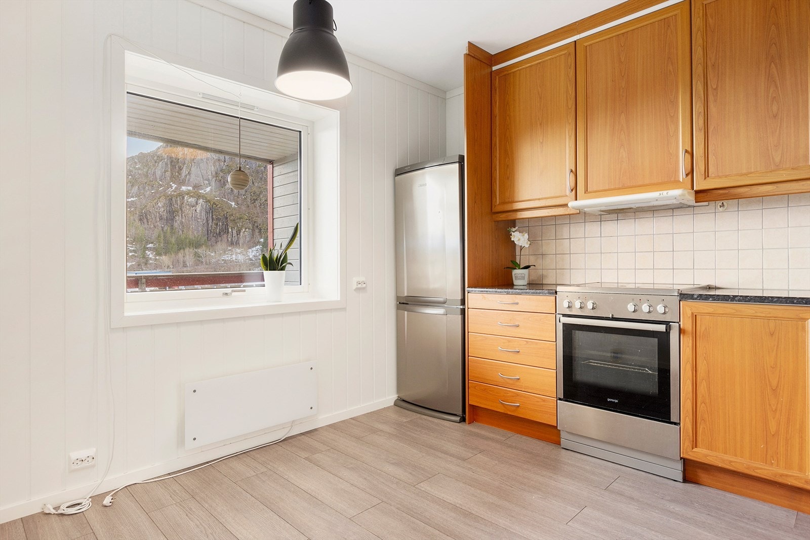 God plass til kjøkkenbord Galleribilde