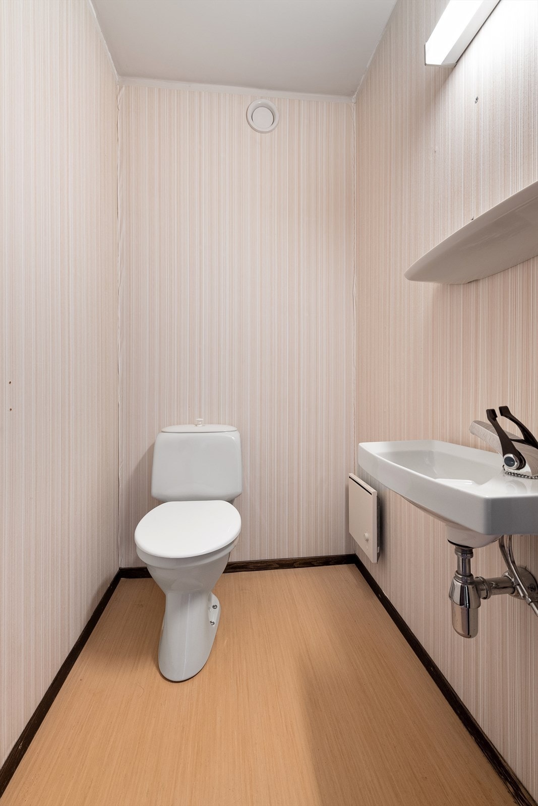 Toalettrom Galleribilde