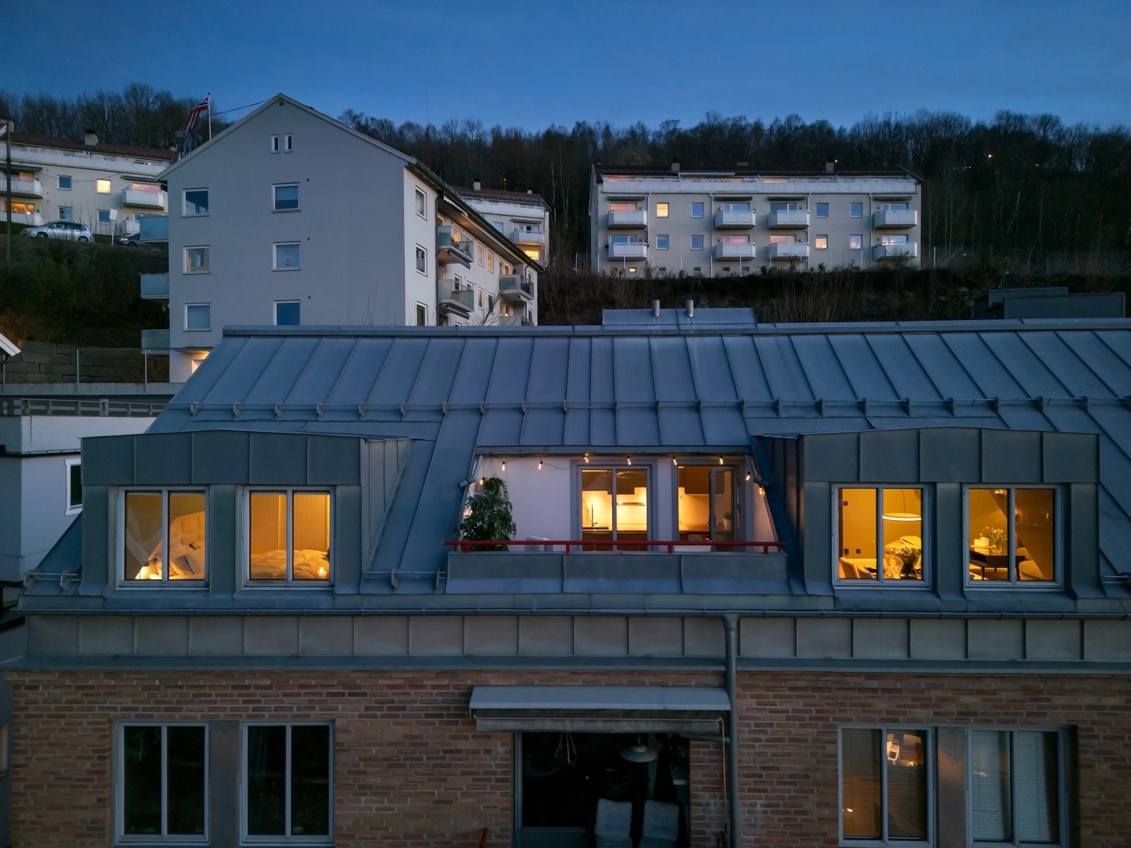 Leiligheten ligger som eneste leiligheten i toppetasjen Galleribilde