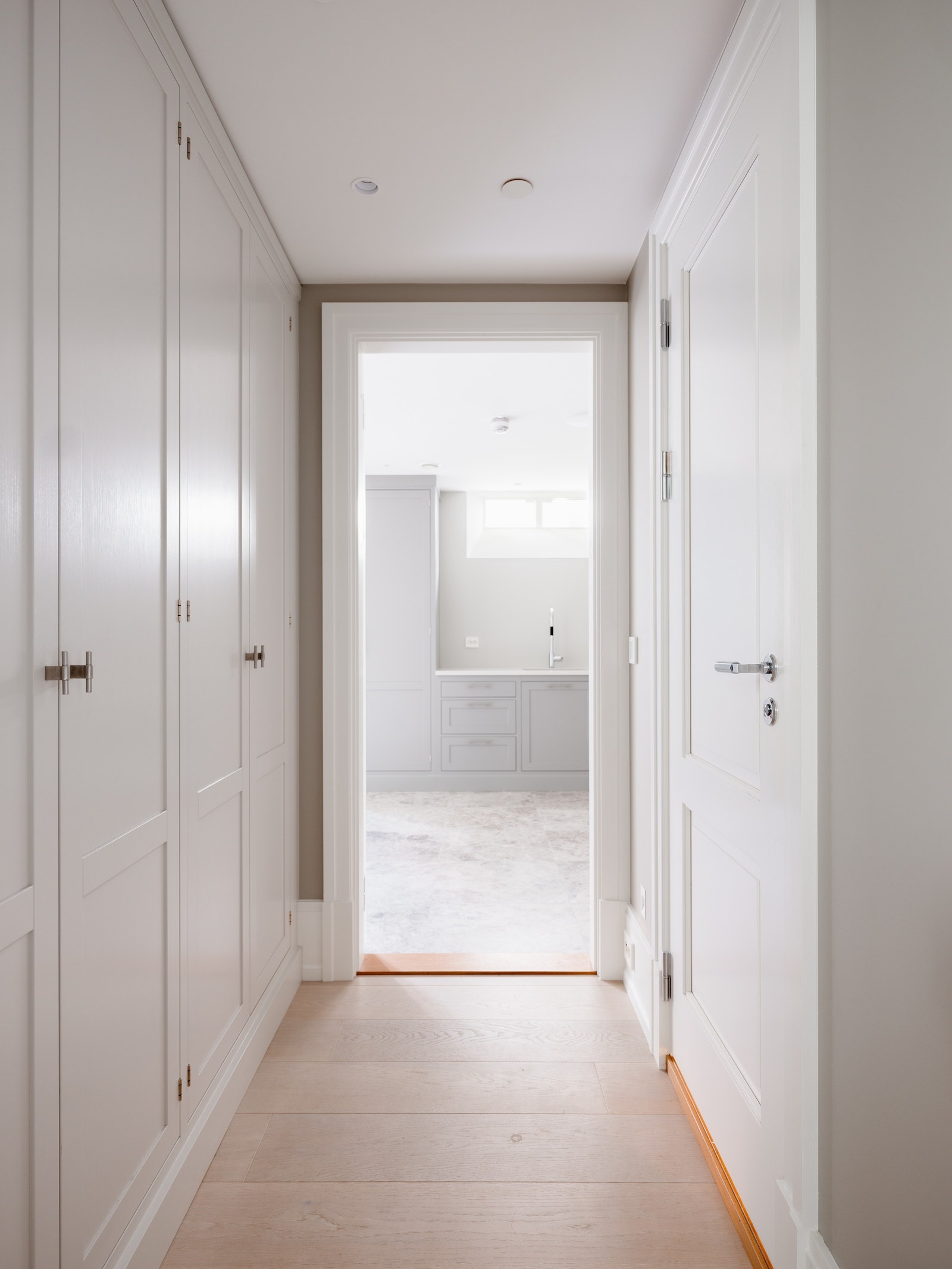 Garderobe Galleribilde