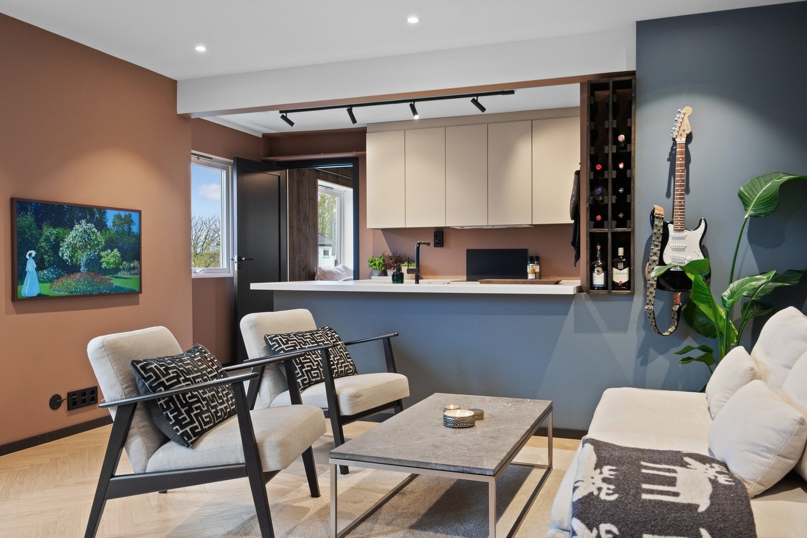 Monrads gate 2 er en romslig og innbydende 2-roms andelsleilighet i 1. etasje. Galleribilde