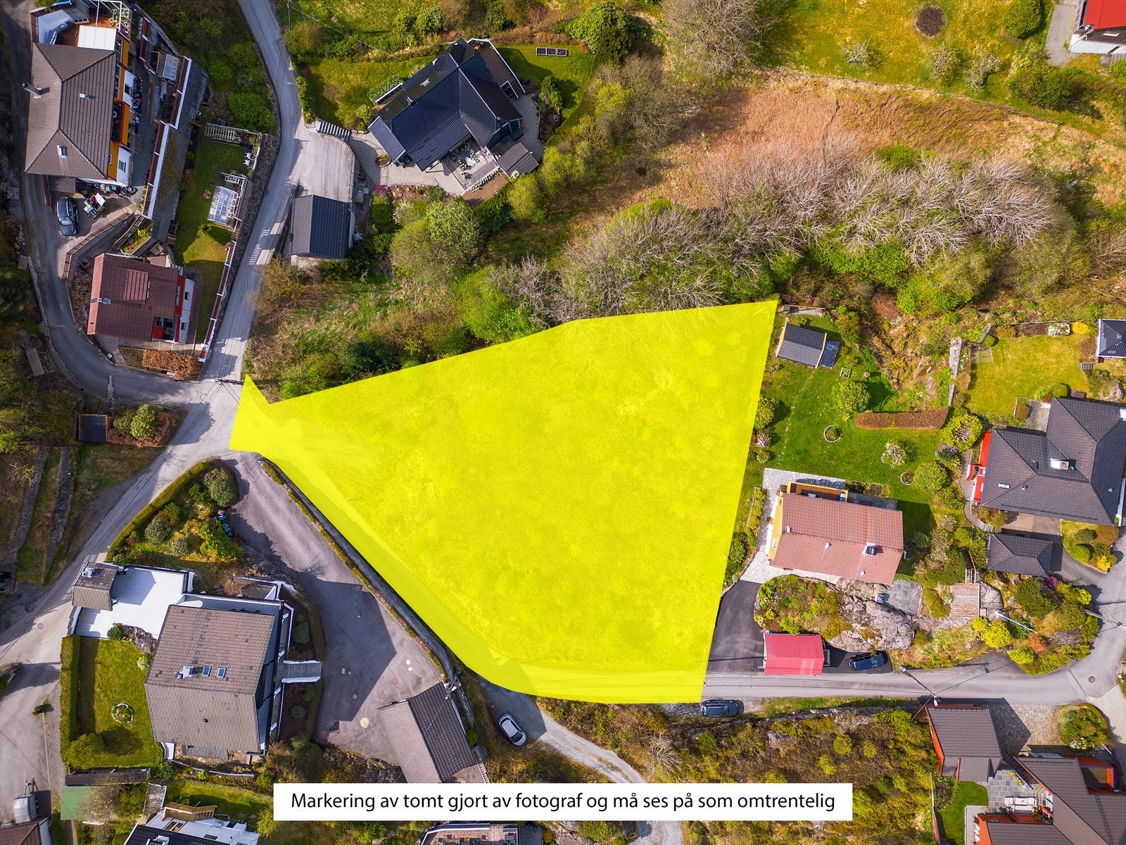 Tomten måler totalt 2 220 kvm. Galleribilde