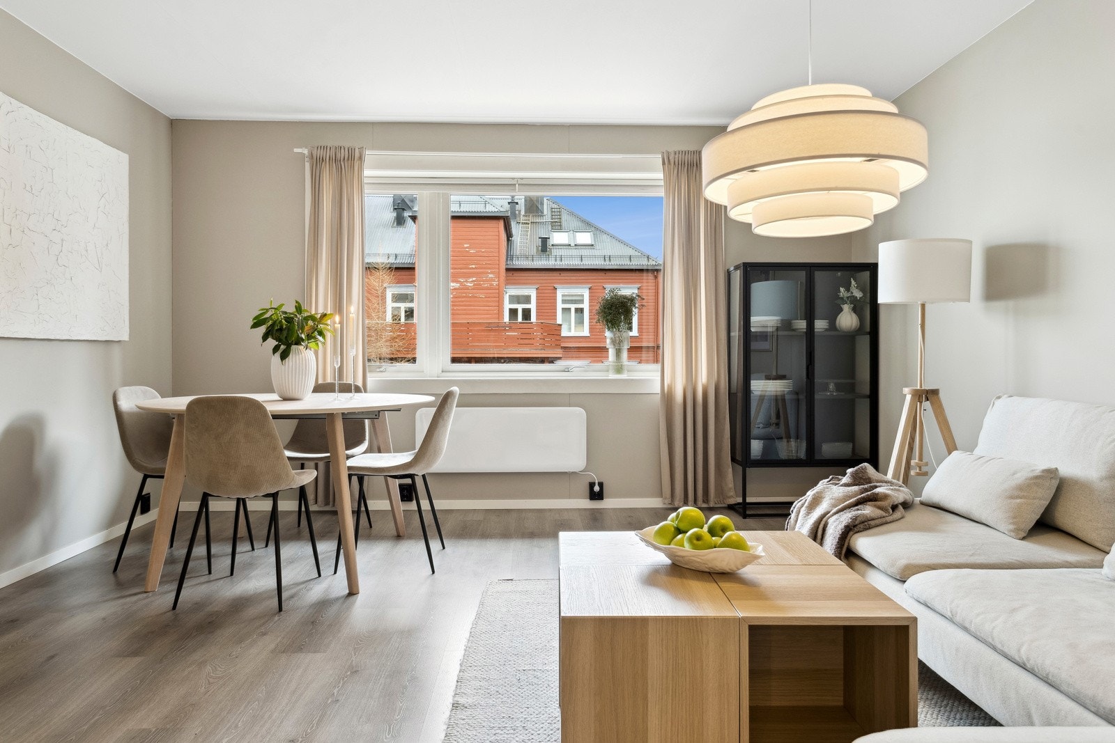 Stor 2-roms leilighet og lave bokostnader - perfekt førstegangskjøp! Galleribilde