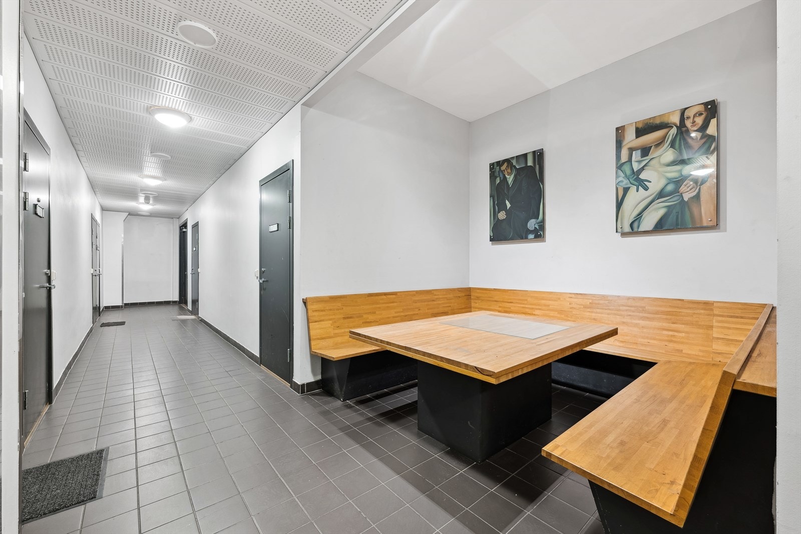 Fellesareal som kan benyttes av beboere i borettslaget. Galleribilde