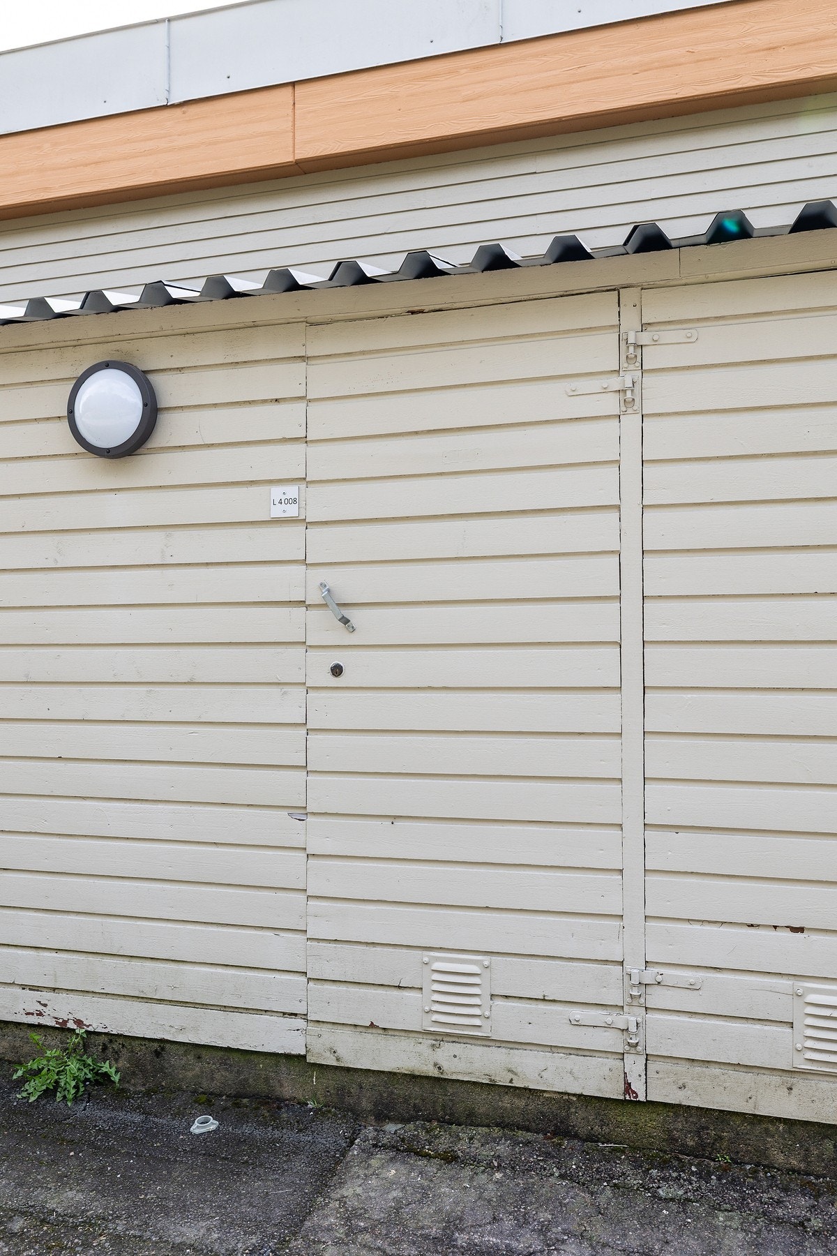 Boligen disponerer også en utvendig bod på oversiden av blokkene. Galleribilde