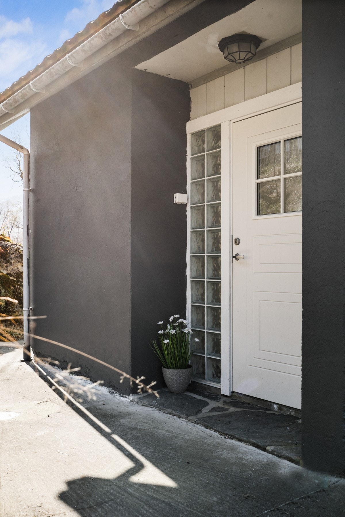 Inngangsparti, velkommen inn! Galleribilde