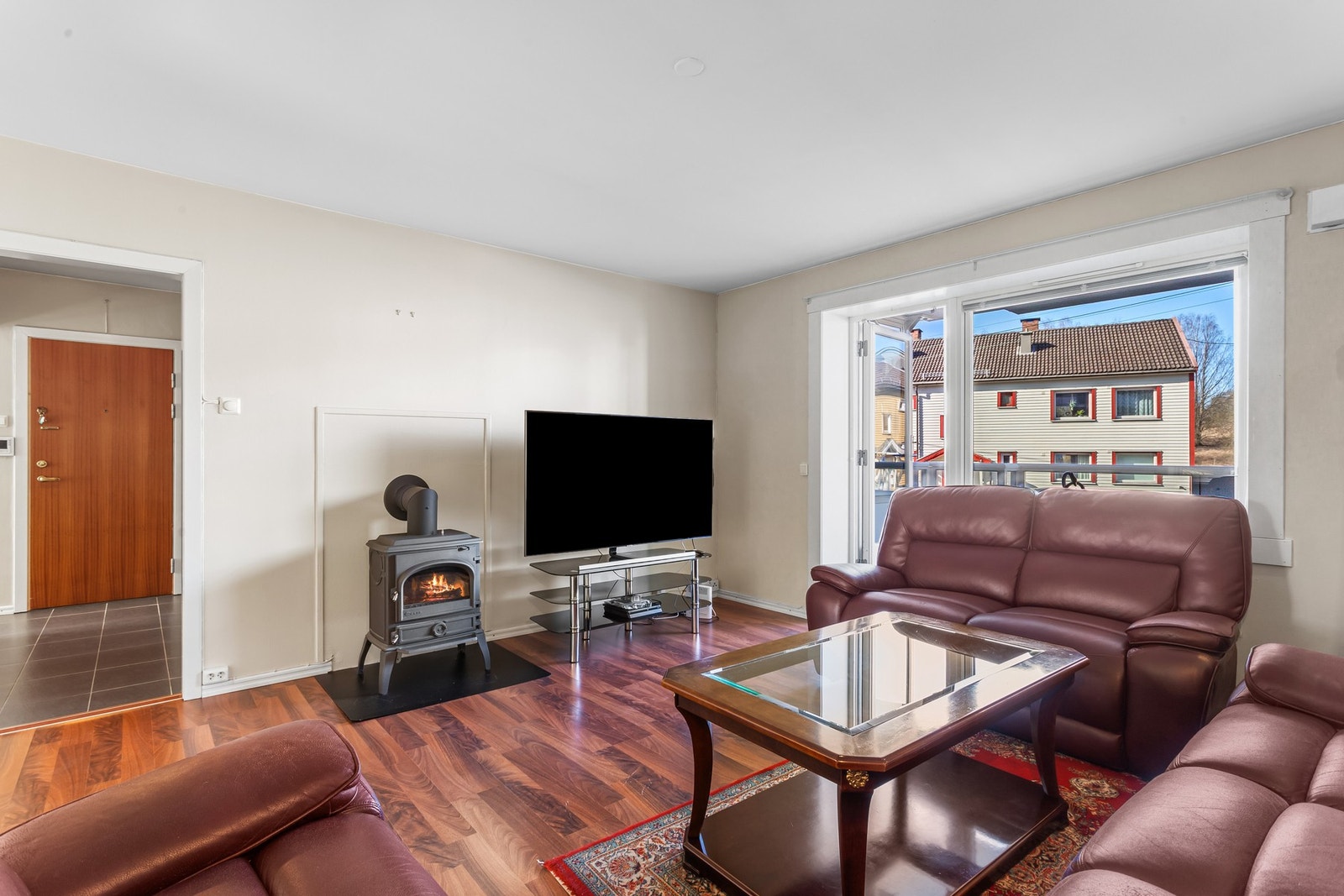 TV og internett inkl i felleskostnader Galleribilde