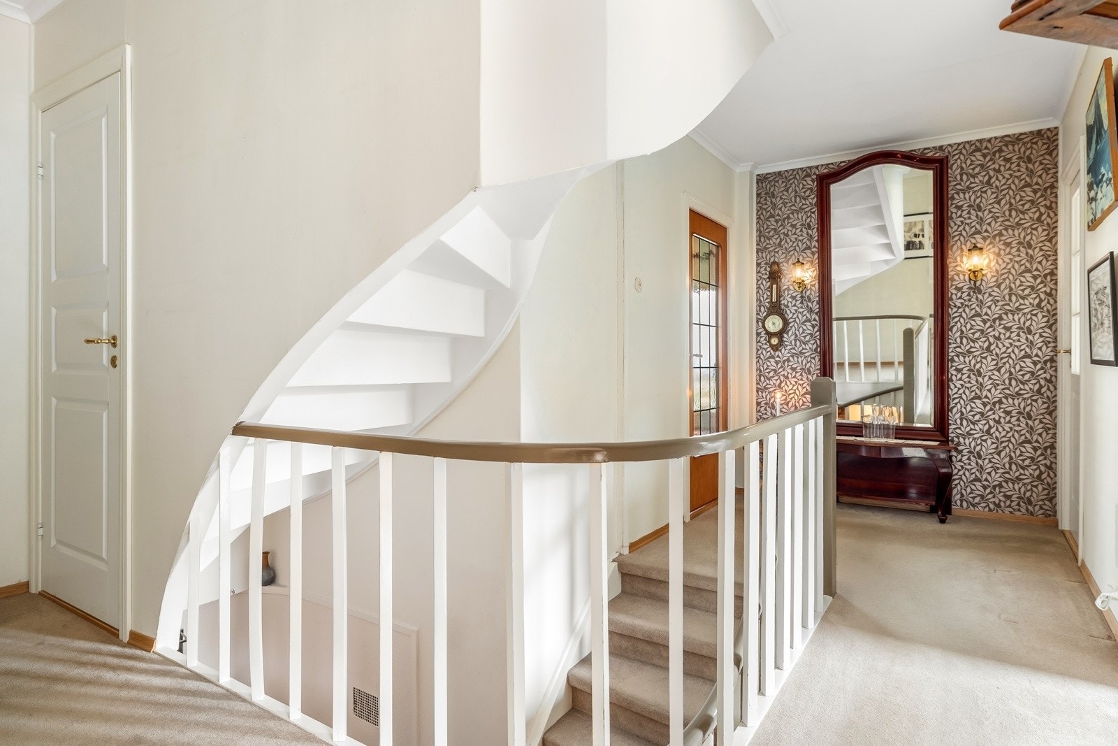 Her forgrener de forskjellige rommene seg fint utover etasjen. Galleribilde