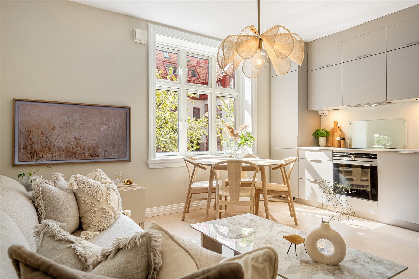 En meget lekker og påkostet 3-roms, i et veletablert sameie. Galleribilde