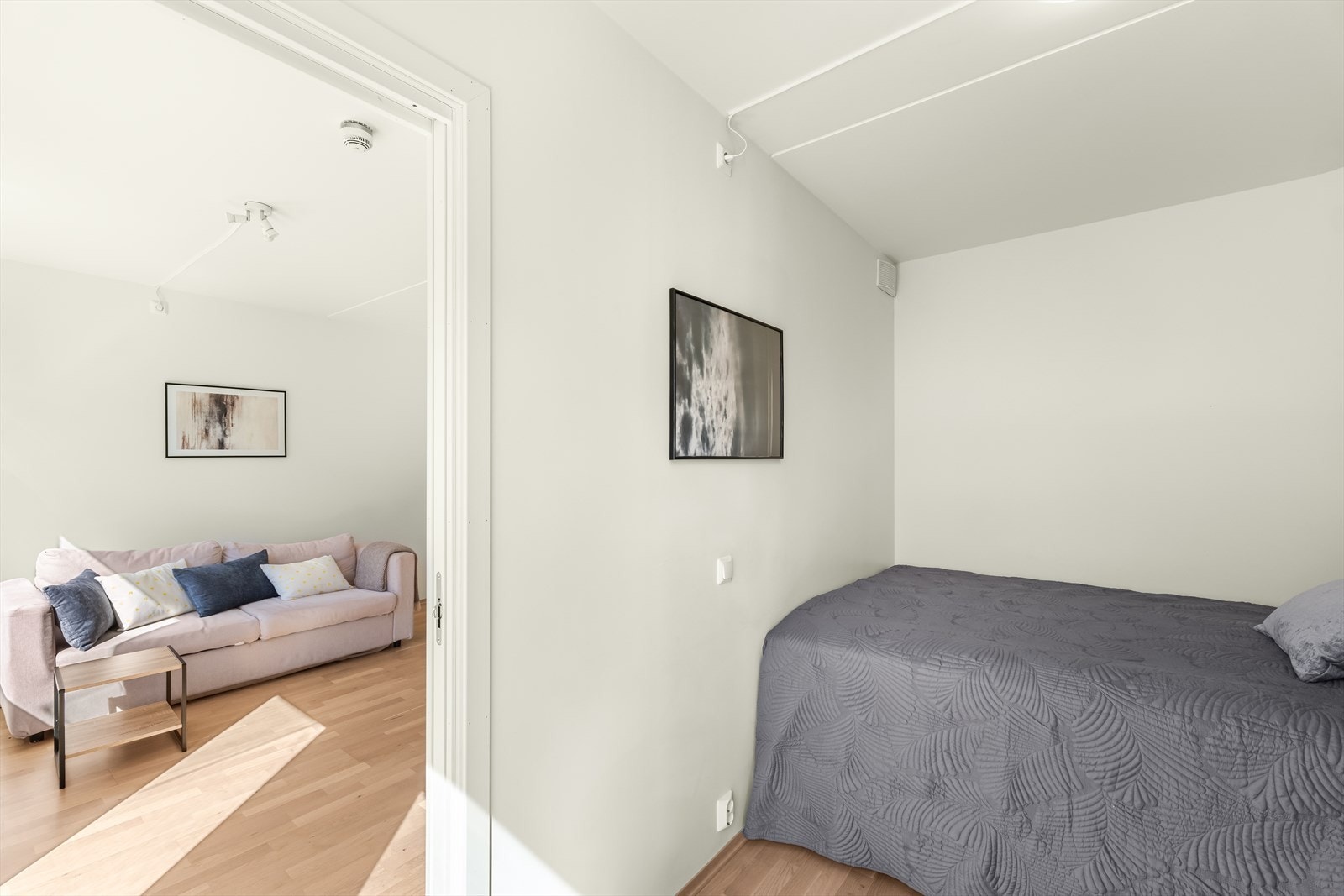 Direkte adkomst til soverom fra stue Galleribilde