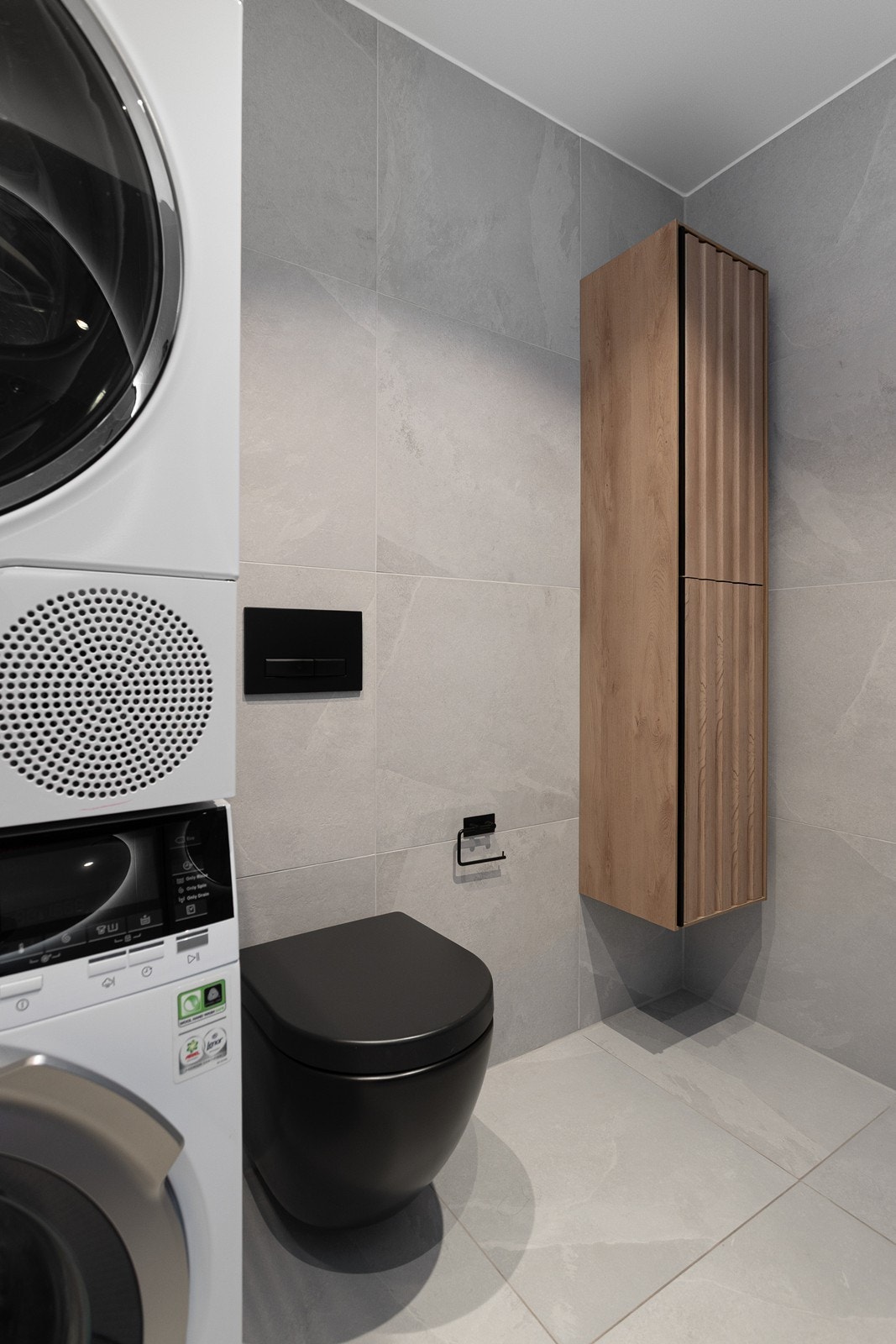 Det er opplegg for vaskemaskin på badet. Galleribilde