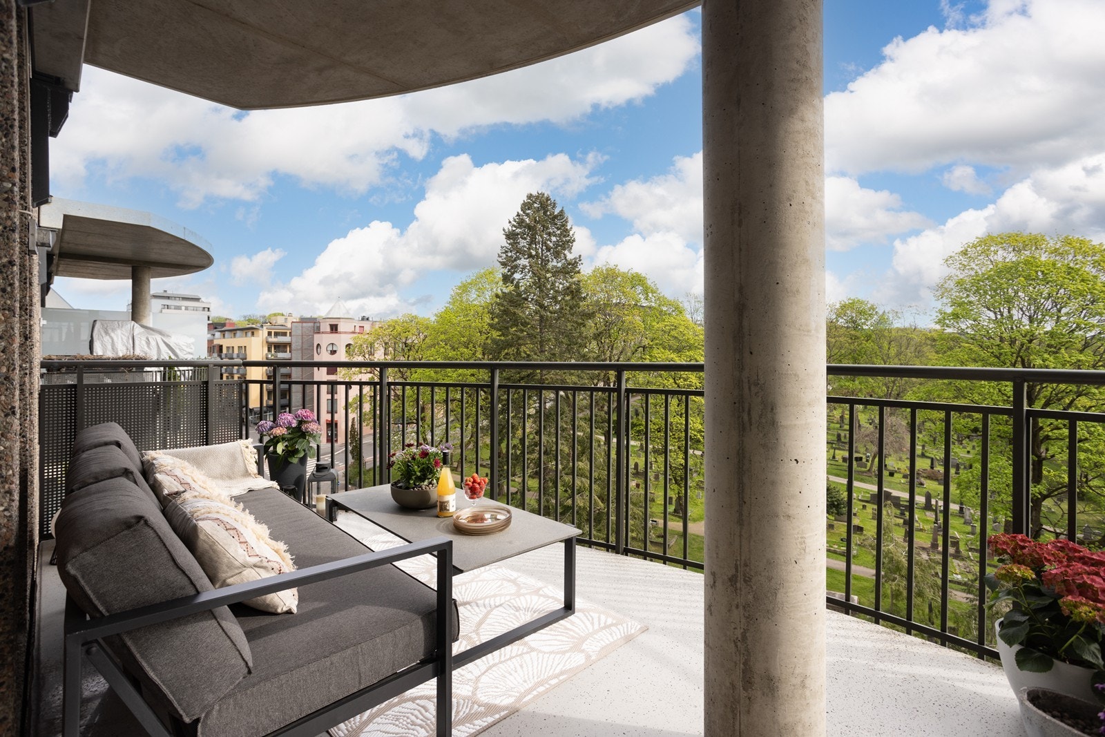 Her har du deilig morgen- og formiddagssol. I tillegg gir overbygget en lun følelse. Galleribilde