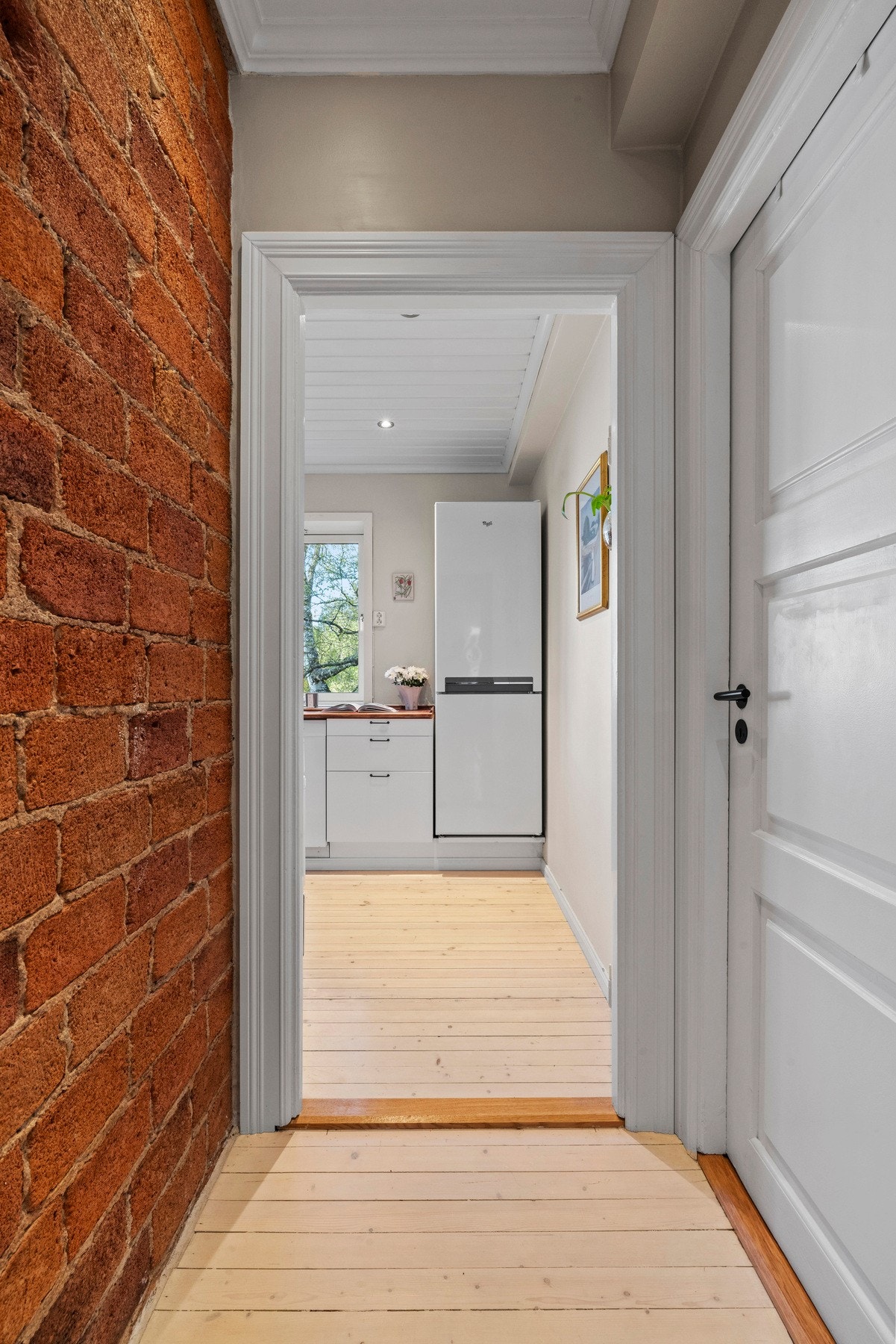 Fra gangen har du direkte tilgang alle rom. Galleribilde