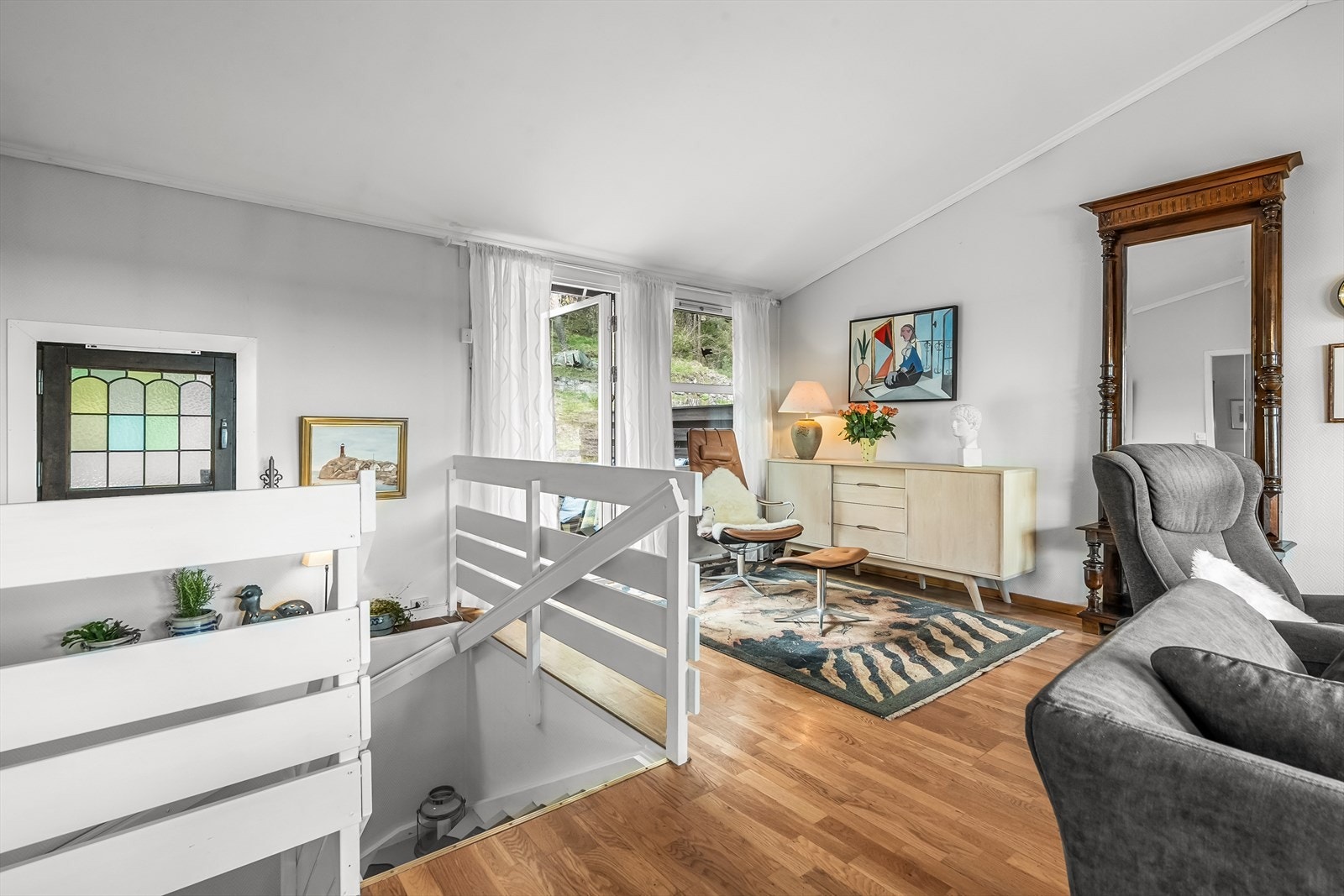 Fra stuen er det adkomst til den flotte markterrassen. Galleribilde