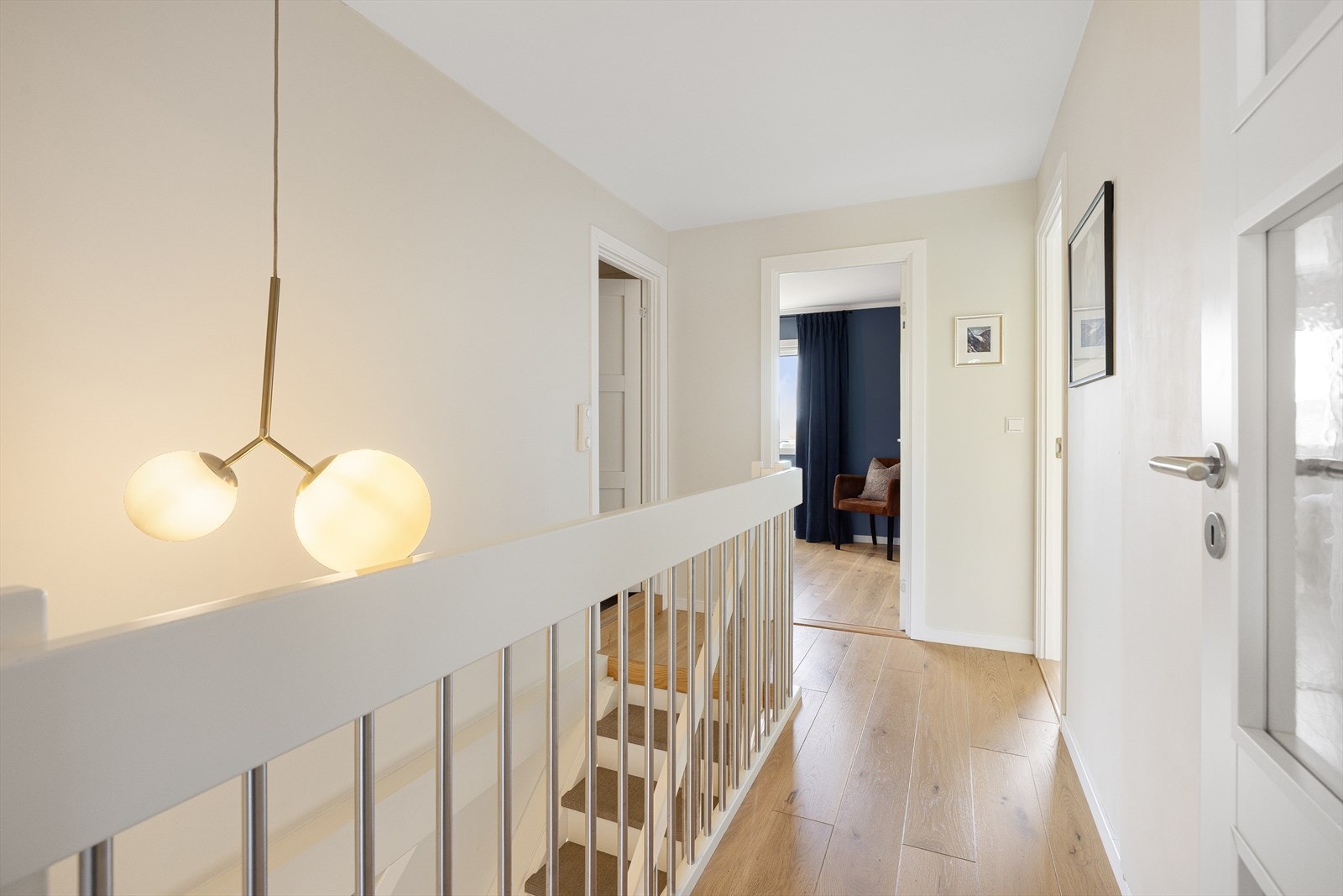 Trappegang i 5. etasje, med tilgang til stue, 3 soverom, bad og innvendig bod Galleribilde