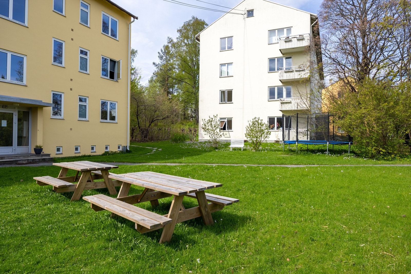 Sameiet har store felles uteområder. Galleribilde