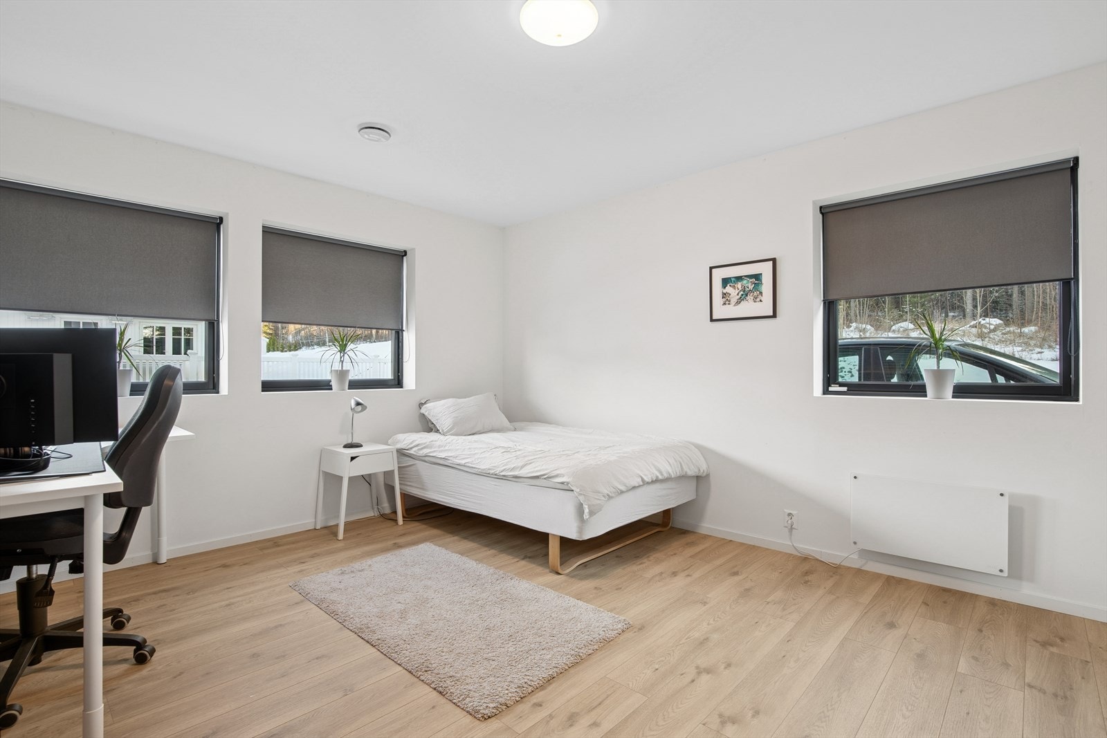 Soverom, TV-stue eller lekerom, valget er ditt! Det ligger røropplegg for vann i veggen. Galleribilde