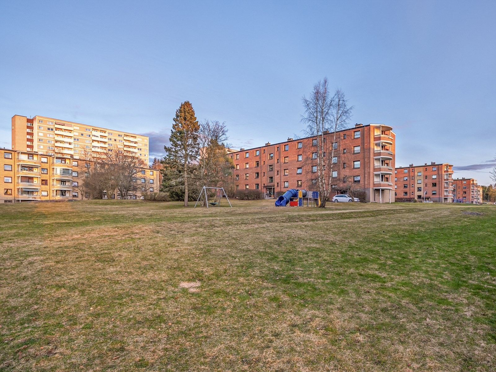 Flotte uteområder i borettslaget. Galleribilde
