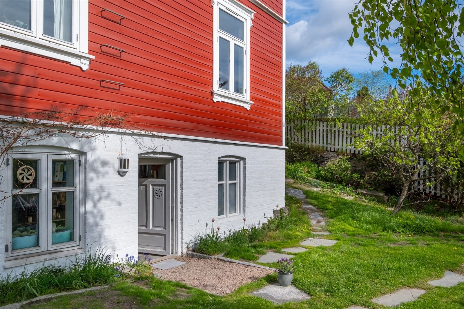 I kjelleren er det felles vaskerom samt medfølgende bod på 6 m² Galleribilde