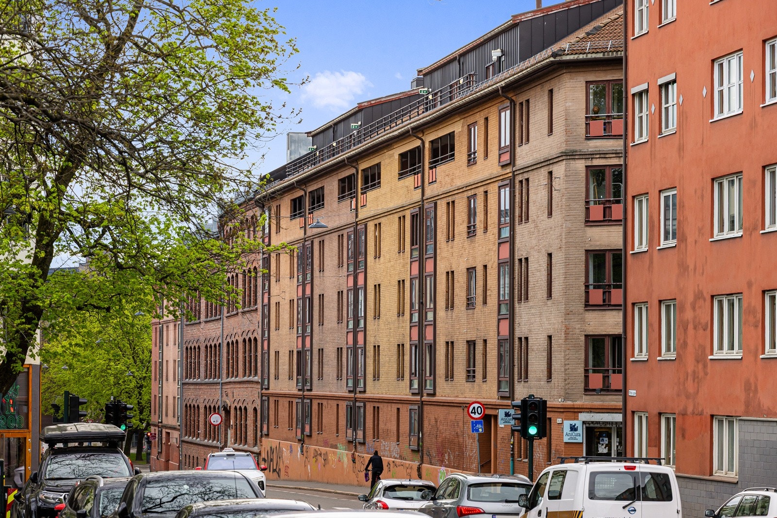 Vi ønsker deg velkommen til en hyggelig visning i Sofienberggata 13C! Galleribilde