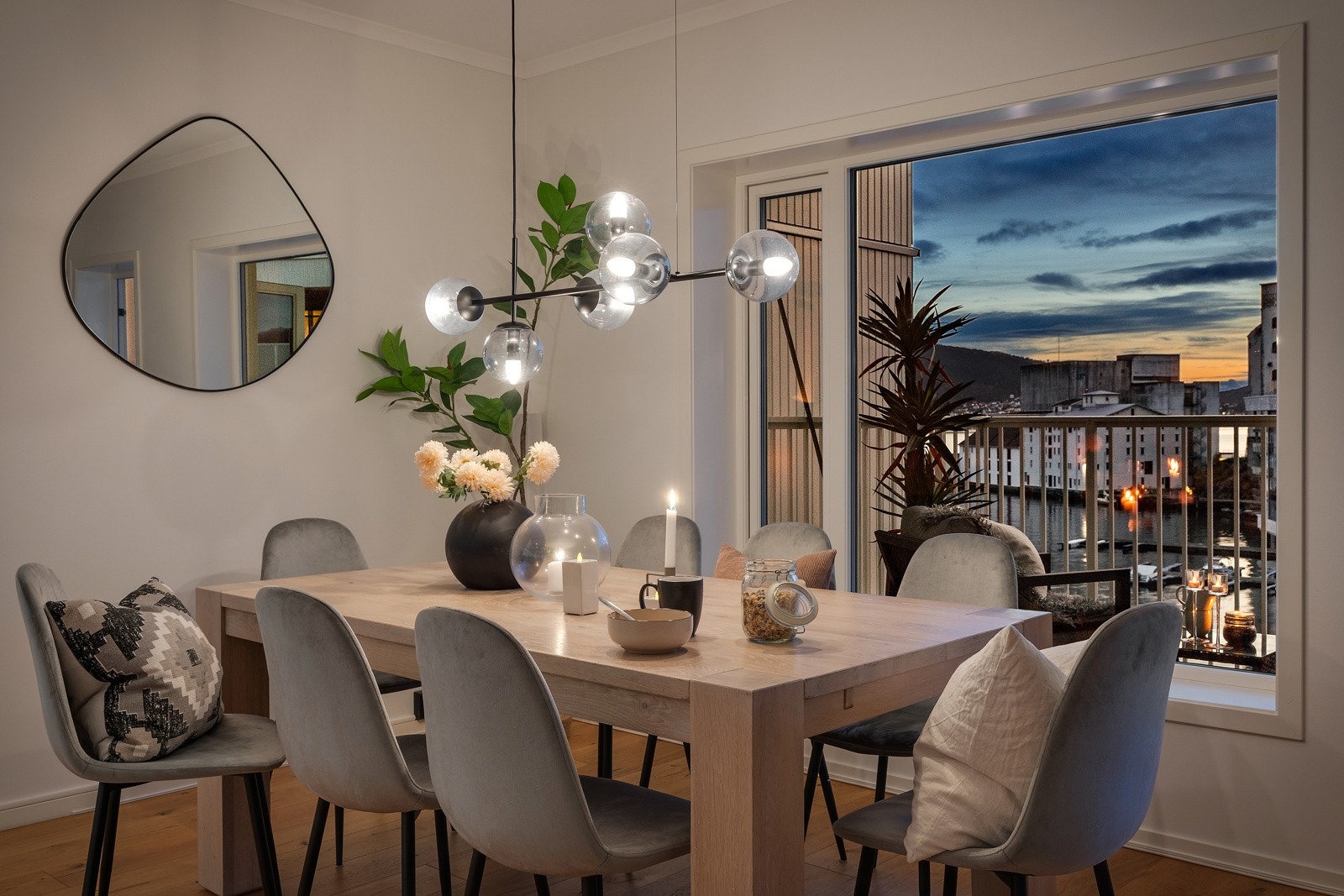 Herlig å nyte et bedre måltid i disse omgivelsene. Galleribilde