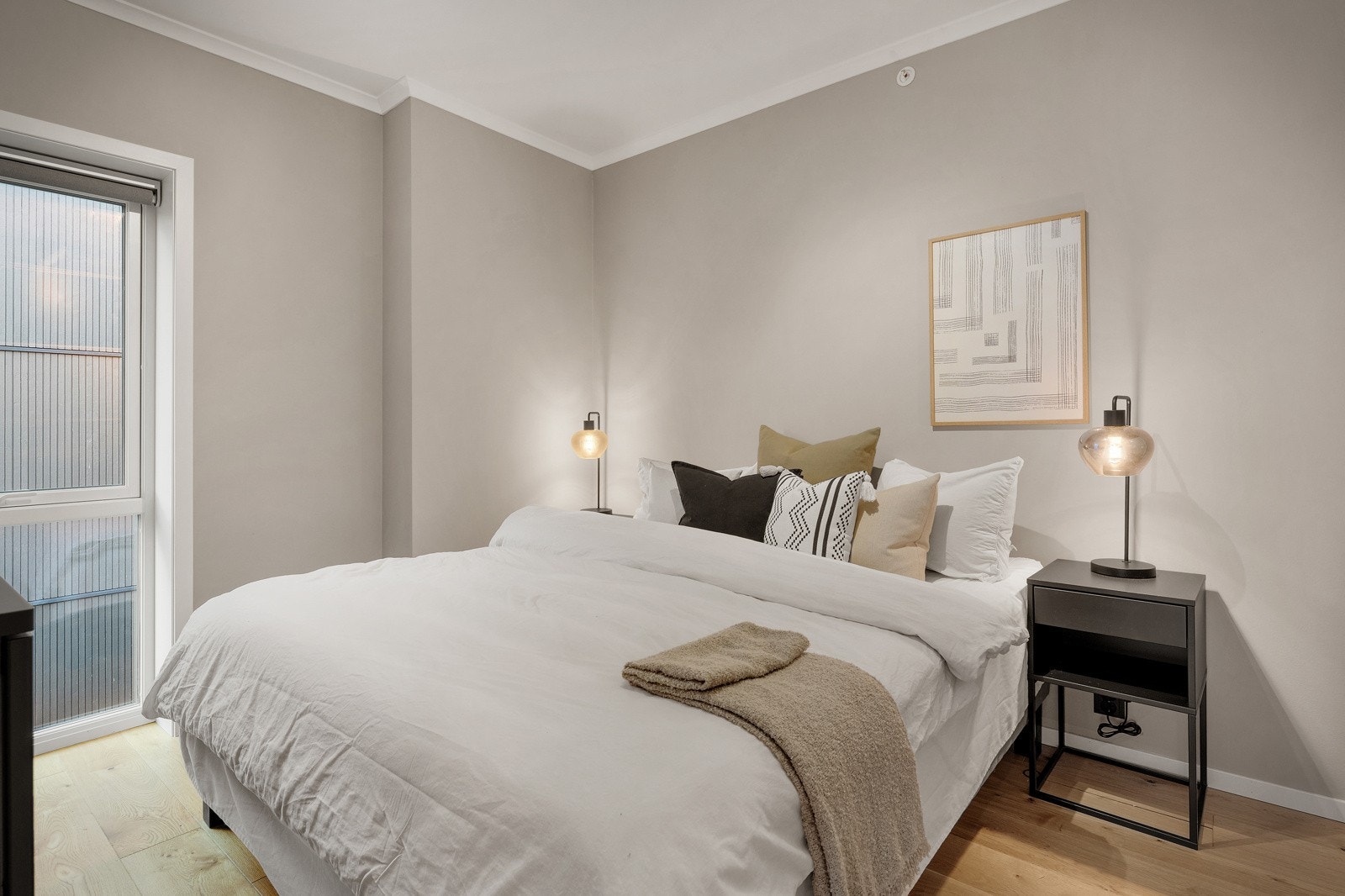 Hovedsoverom med behagelig farger. Galleribilde