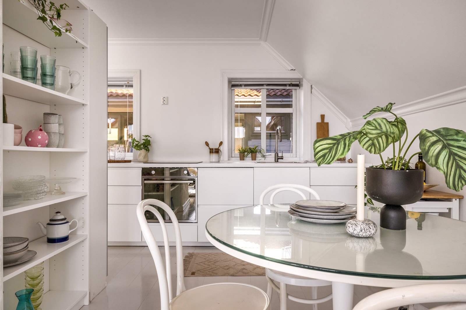 - Kjøkkenet ble oppgradert i 2015 med innredning fra Ikea - Galleribilde