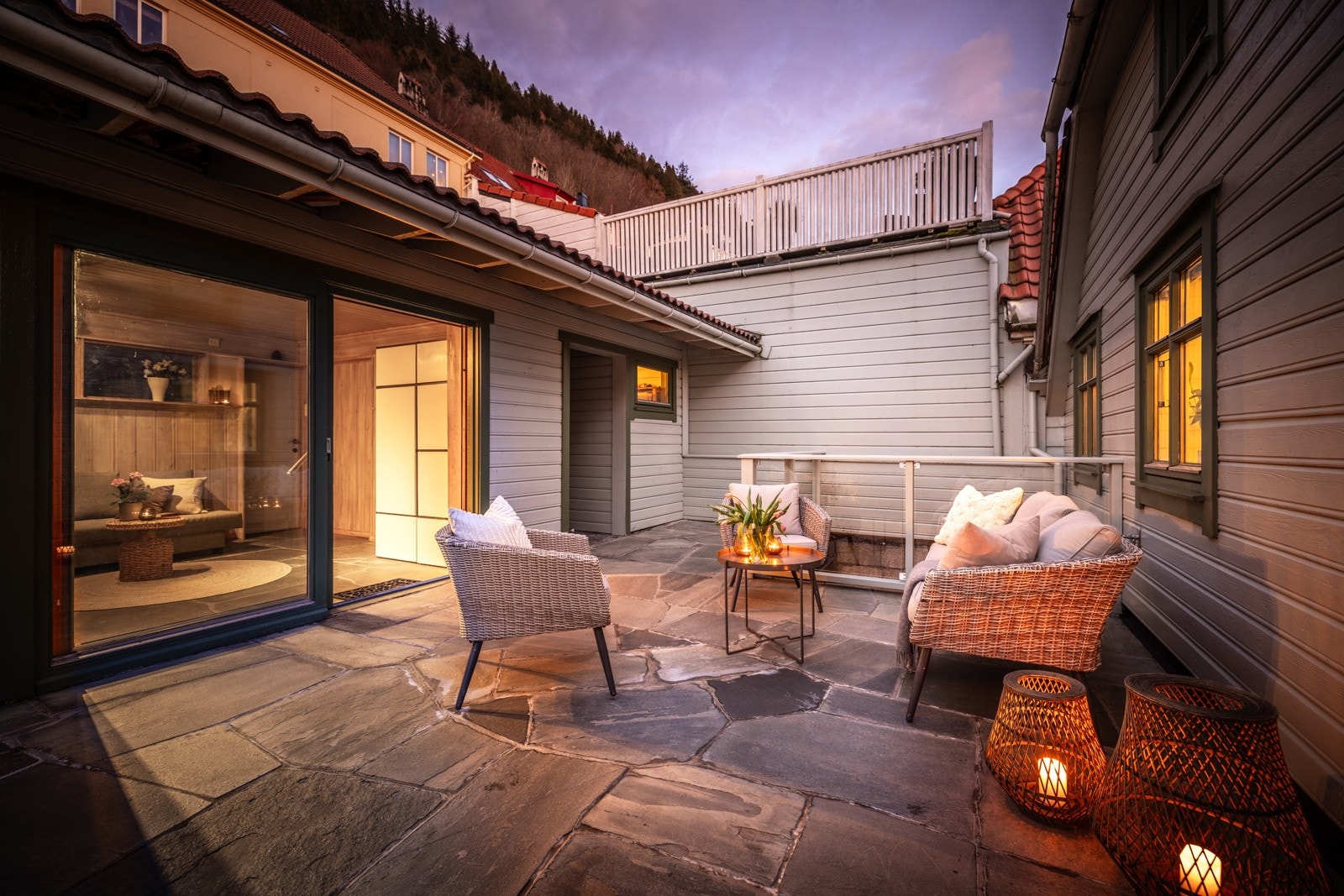 - Man har også en fin vinterhage, samt utvendig bod - Galleribilde