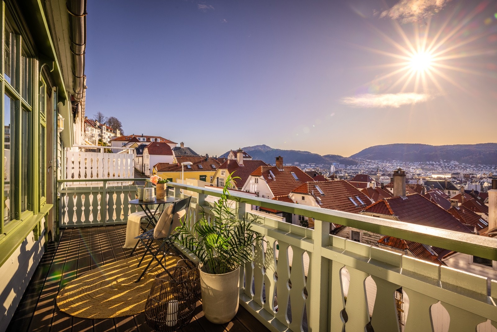 - Her har man god utsikt over nærområdet og bykjernen - Galleribilde