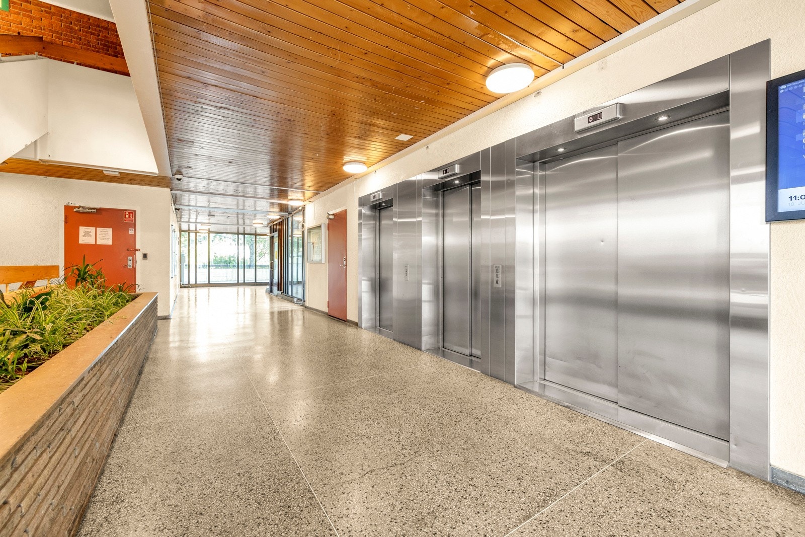 Inngang er via felles trappeoppgang med heis Galleribilde