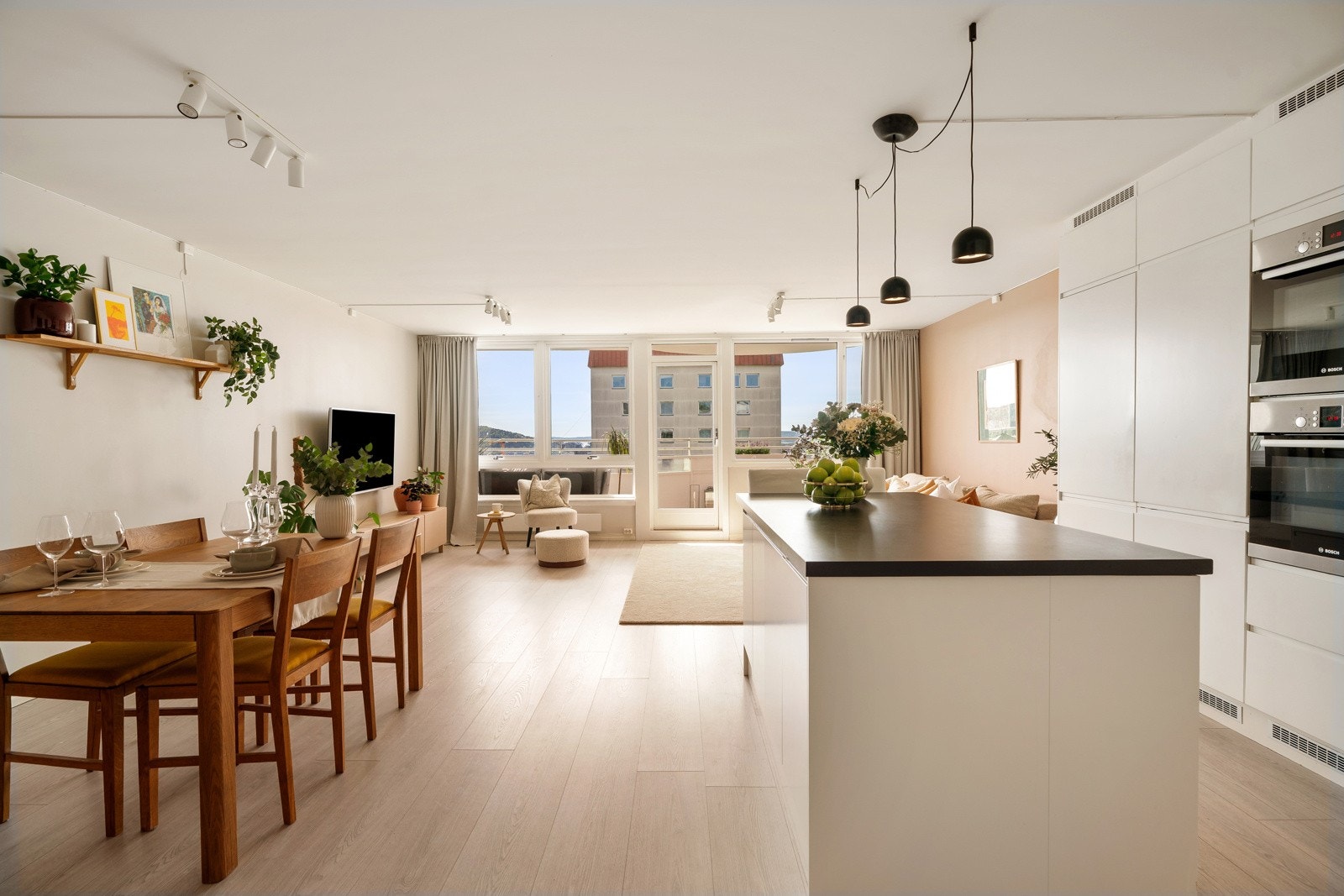 Et sosialt og innbydende allrom Galleribilde