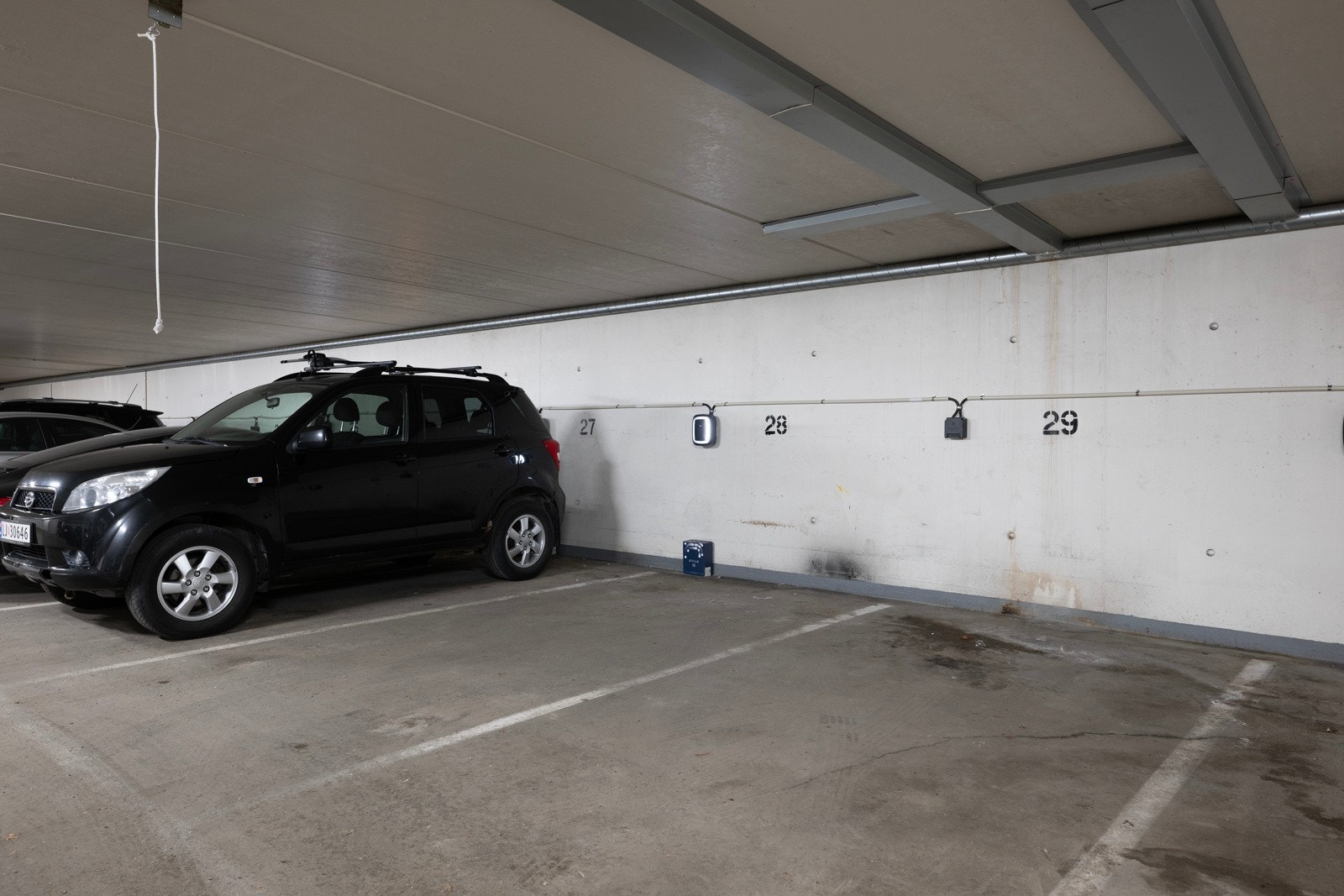 Garasjeplass i felles anlegg under bygget Galleribilde