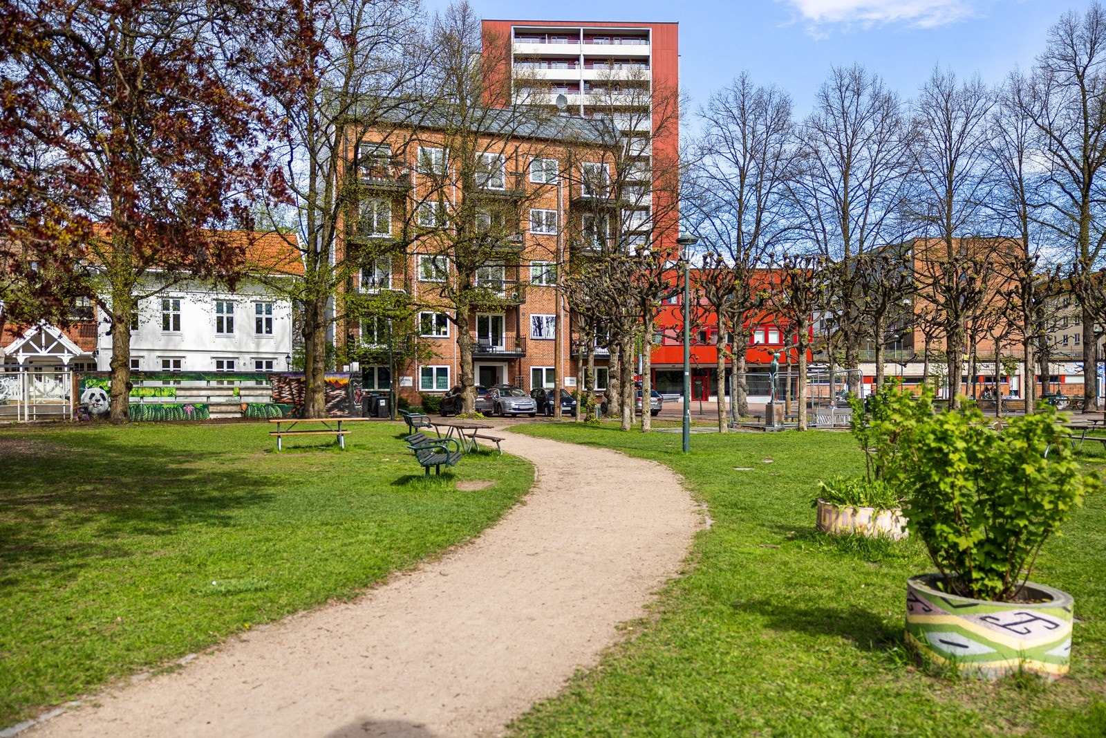 Sameiet disponerer 7 parkeringsplasser. Galleribilde